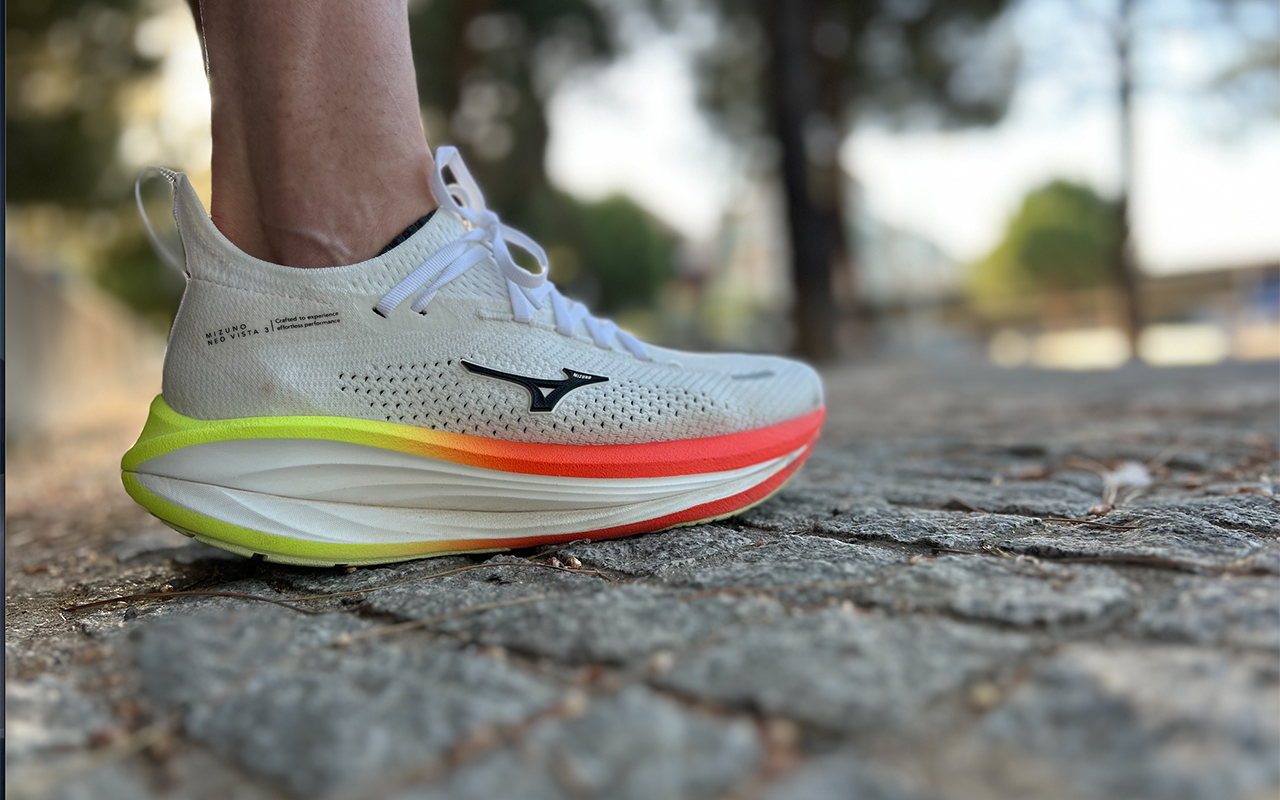 Mizuno Neo Vista 3 Mizuno Neo Vista 3