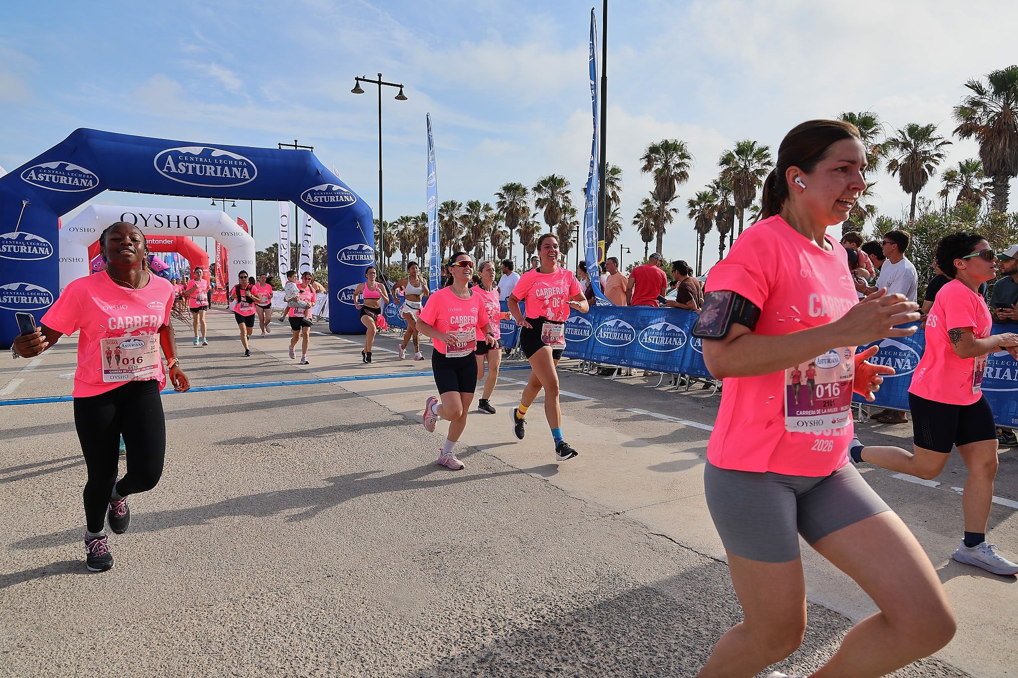 Las mejores fotos de la Carrera de la Mujer de Valencia 2026.0548