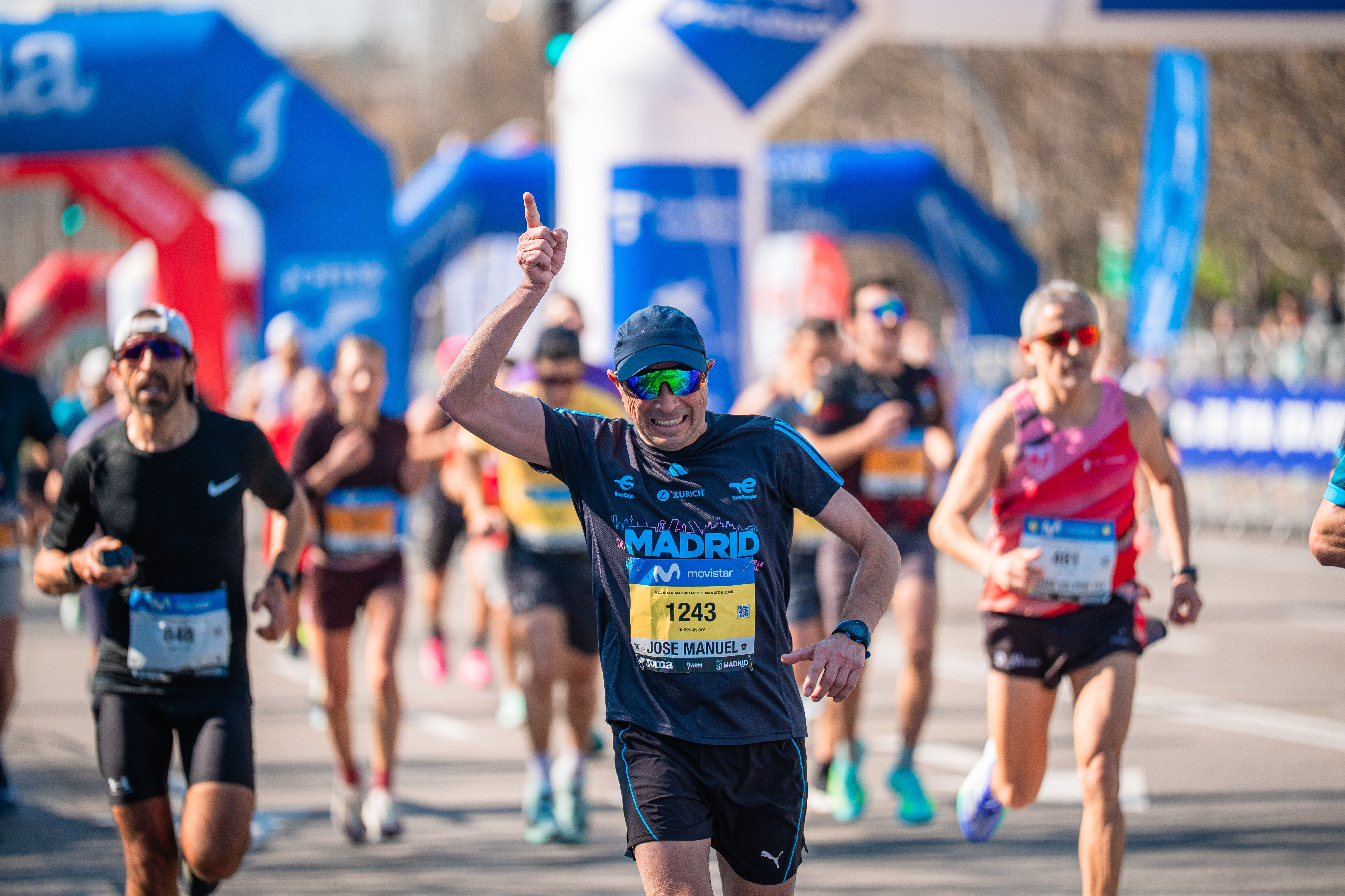 La emoción de la línea de llegada de la Movistar Madrid Medio Maratón junto a la Plaza de Colón La emoción de la línea de llegada de la Movistar Madrid Medio Maratón junto a la Plaza de Colón