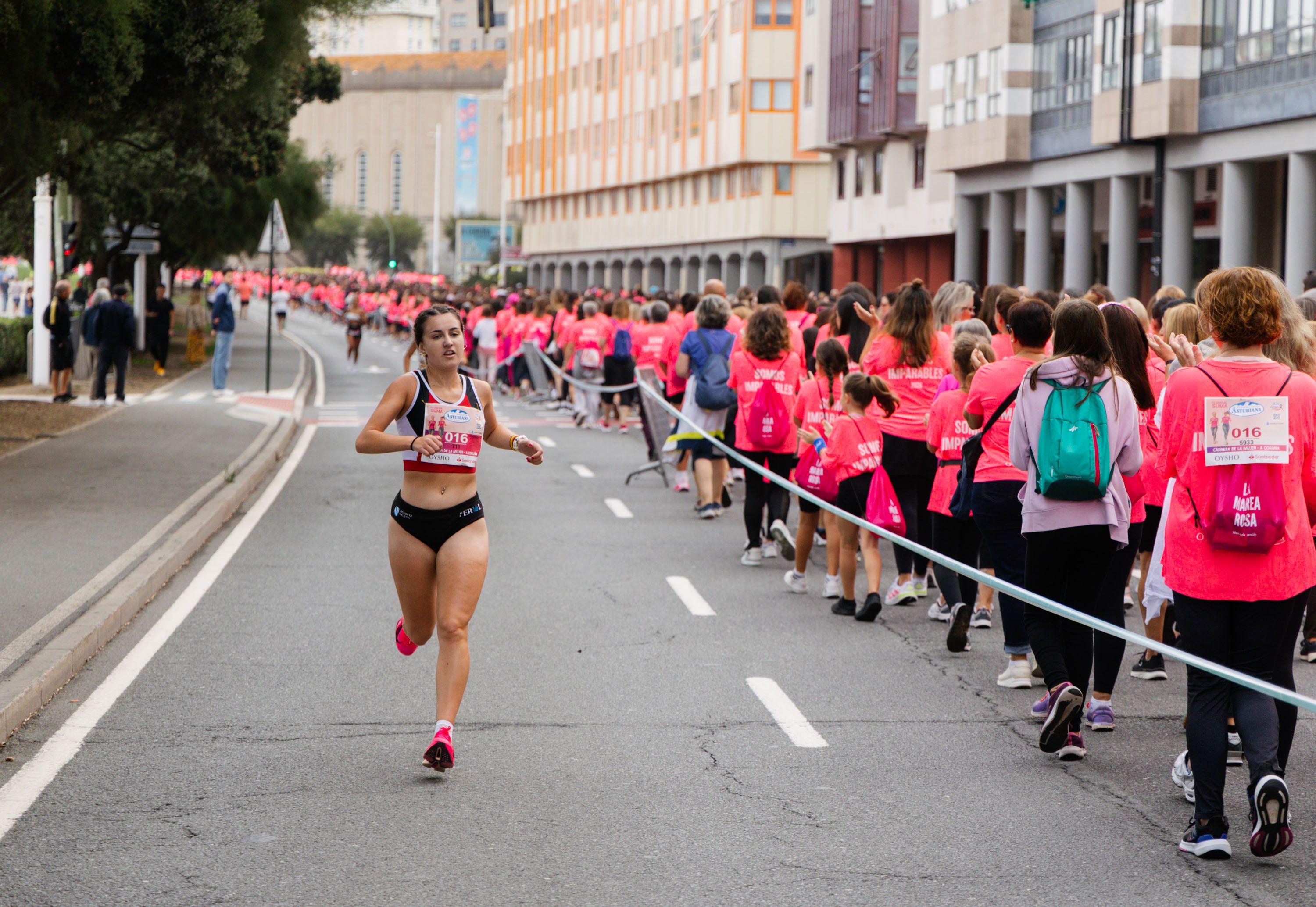 Las mejores fotos de la Carrera de la Mujer Central Lechera Asturiana de A Coruña. 194