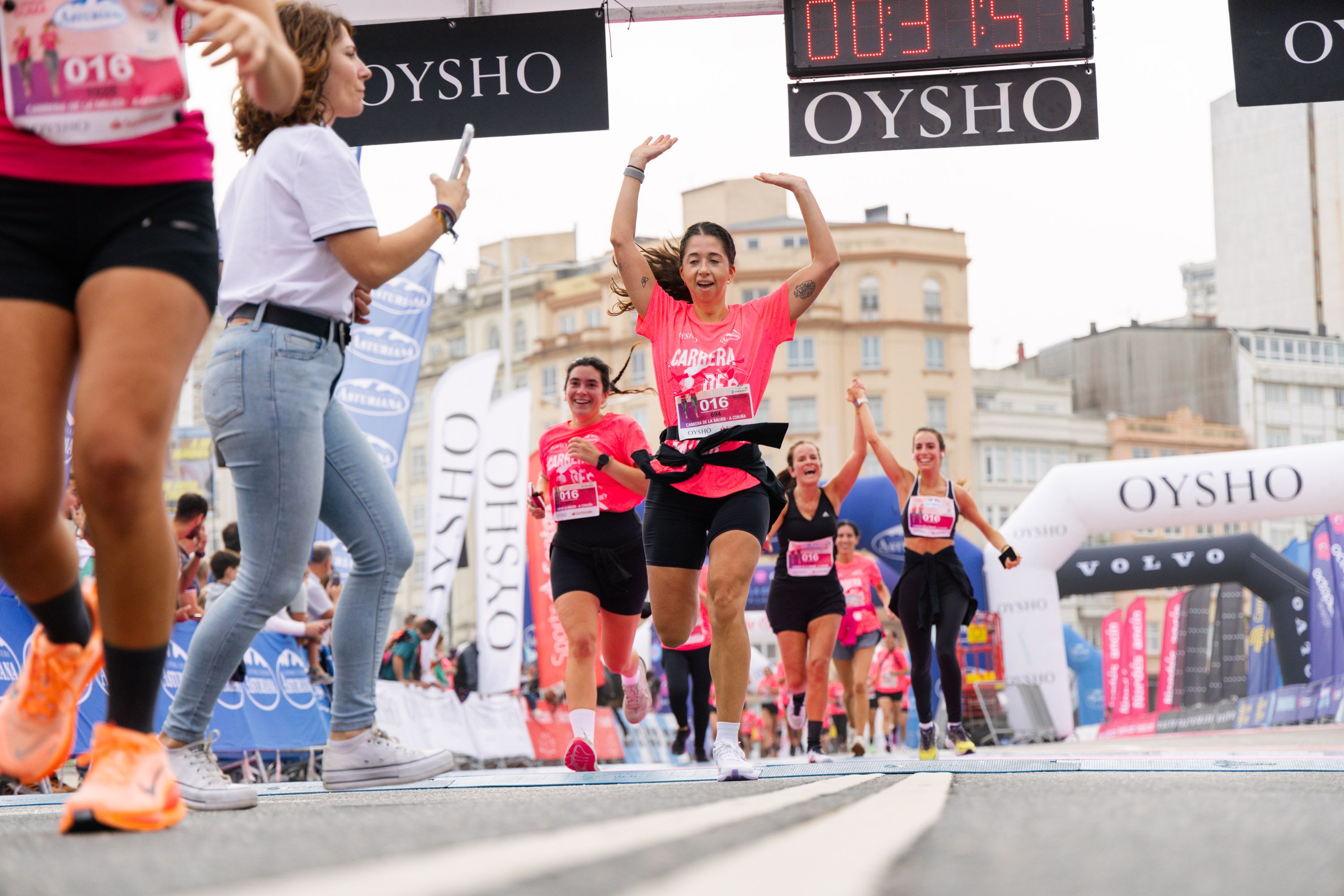 Las mejores fotos de la Carrera de la Mujer Central Lechera Asturiana de A Coruña. 271