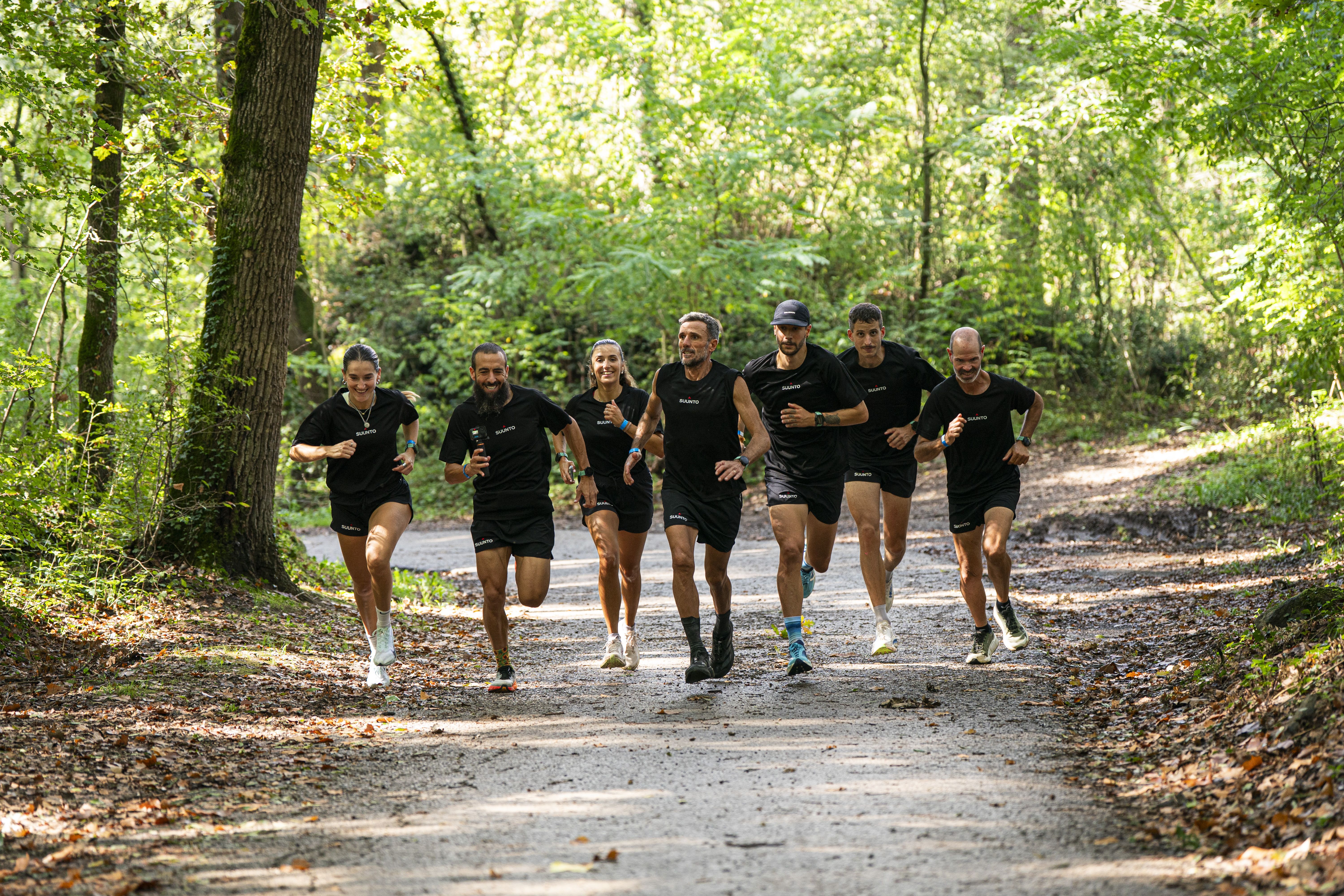 Suunto elige la pista más bonita de España para presentar su nuevo reloj para corredores. 1 Suunto elige la pista más bonita de España para presentar su nuevo reloj para corredores. 1