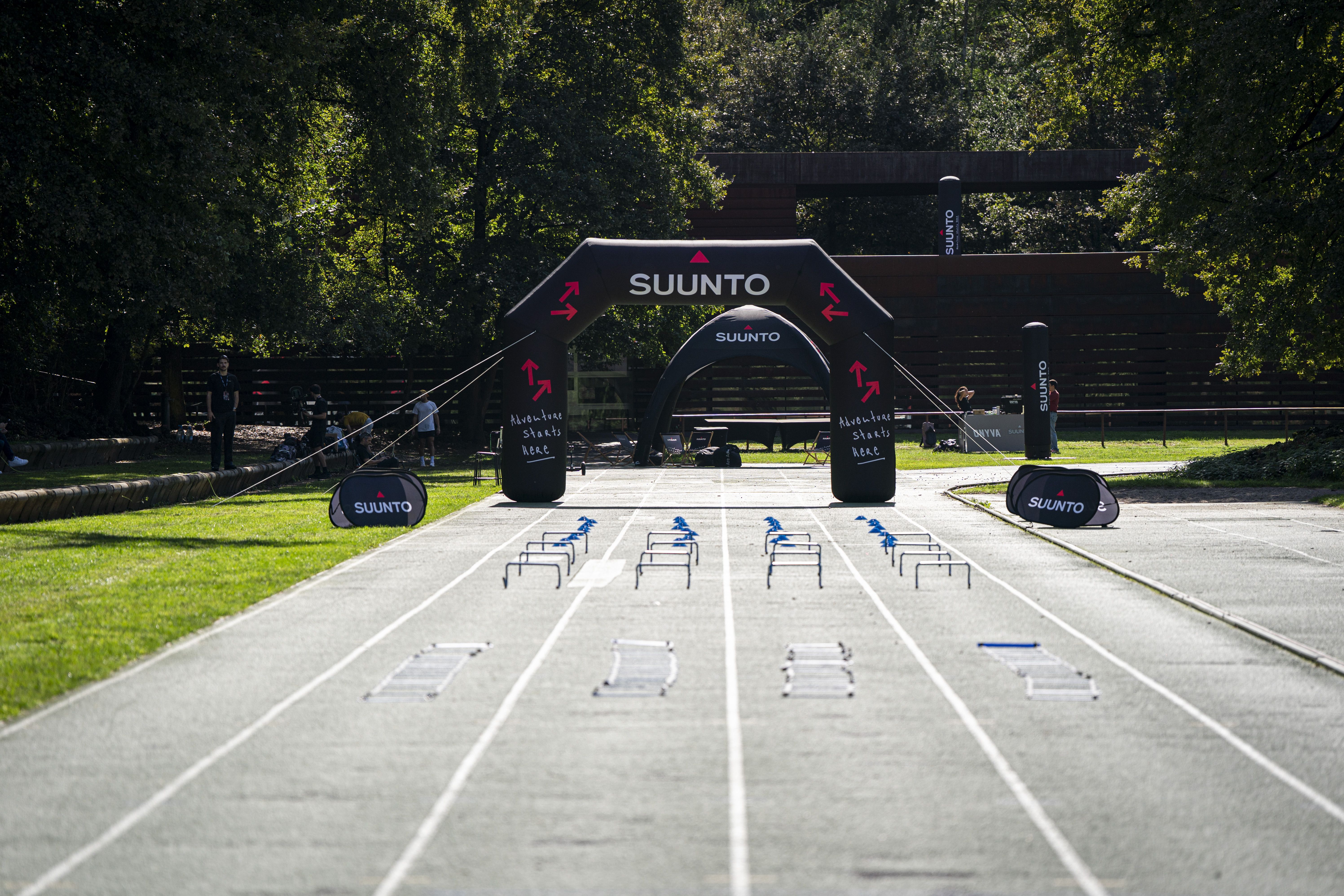 Suunto elige la pista más bonita de España para presentar su nuevo reloj para corredores. 4 Suunto elige la pista más bonita de España para presentar su nuevo reloj para corredores. 4