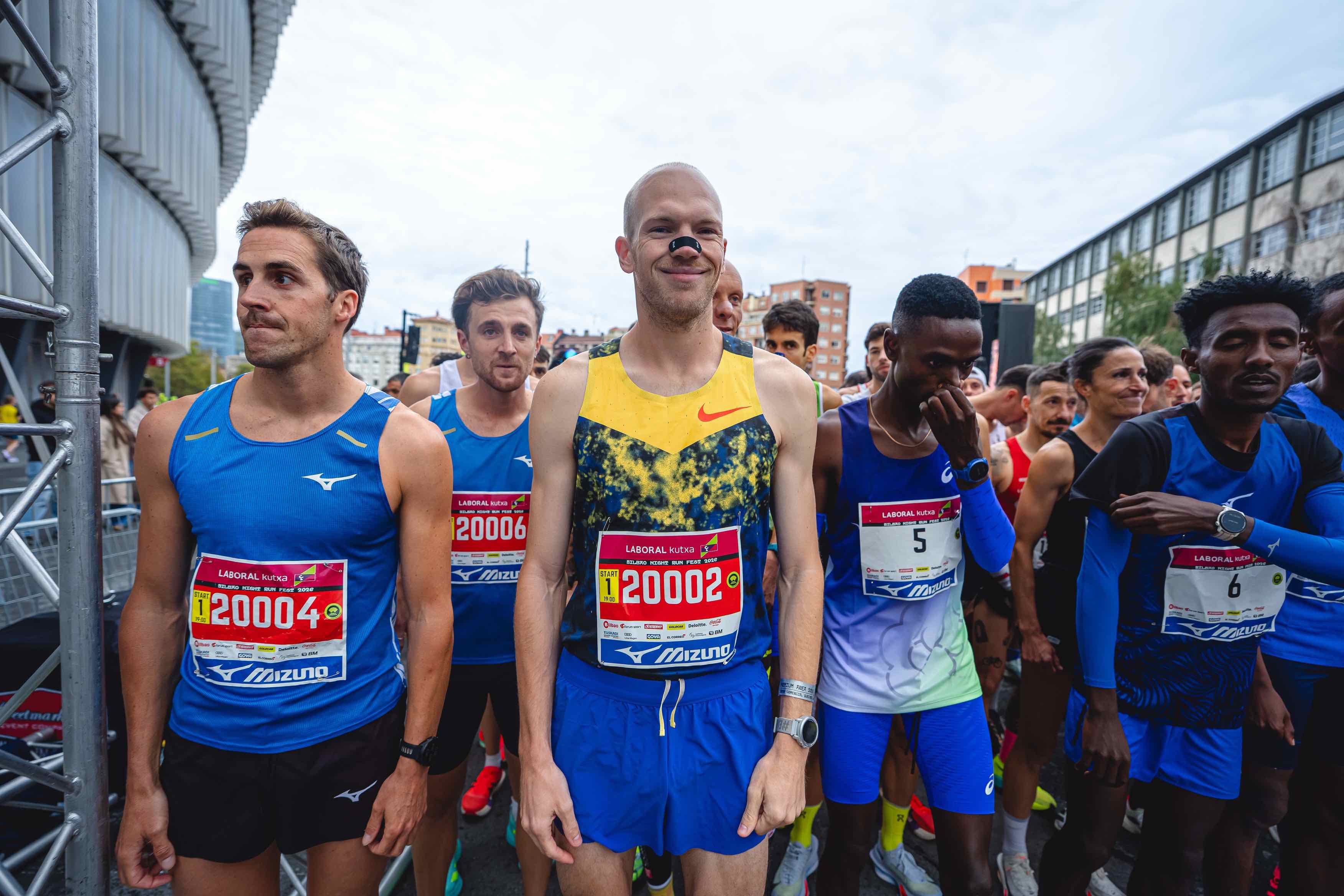 Las mejores fotos del Bilbao Nigh Running Fest 2026. 7