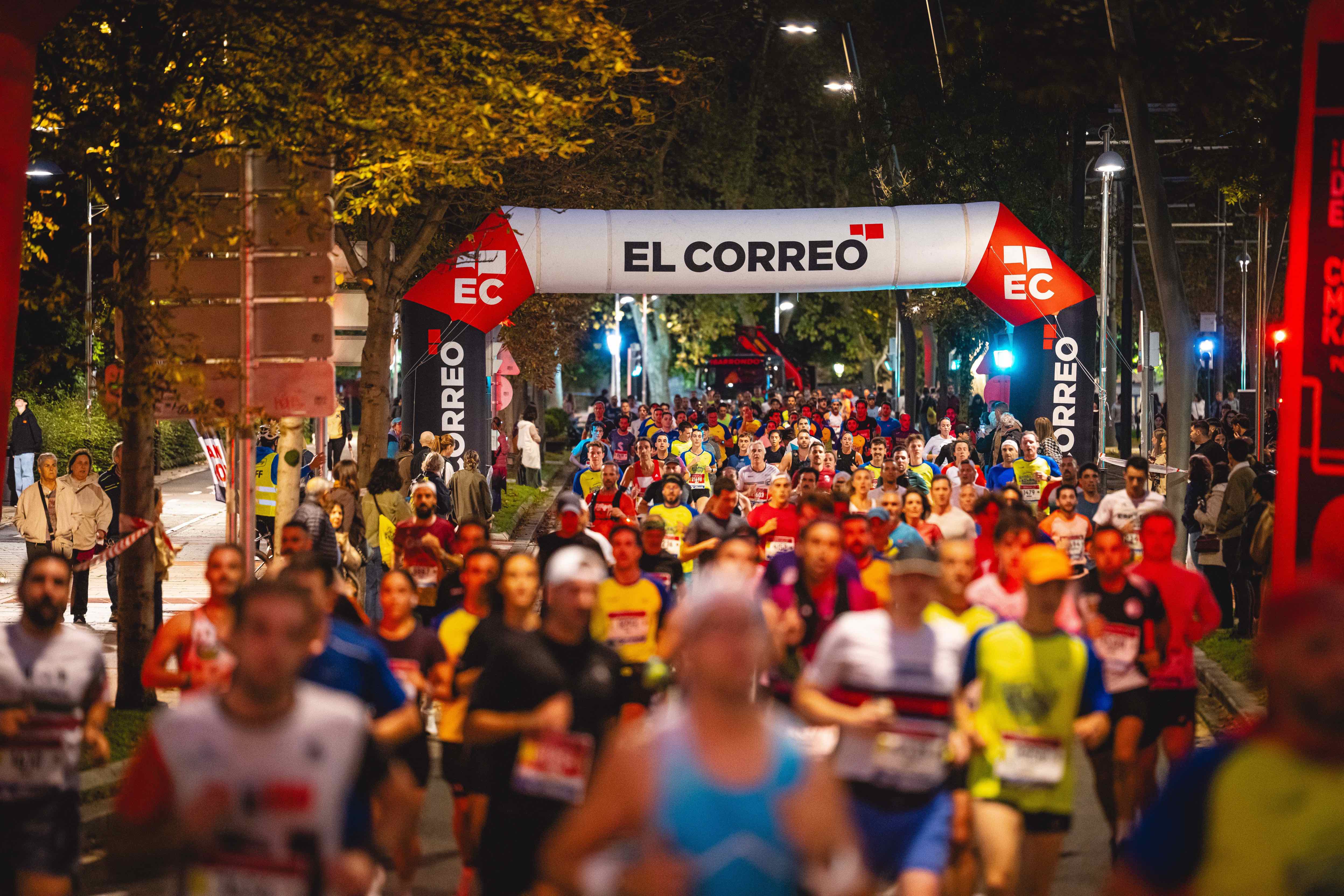 Las mejores fotos del Bilbao Nigh Running Fest 2026. 42 FOTORUNNERS.