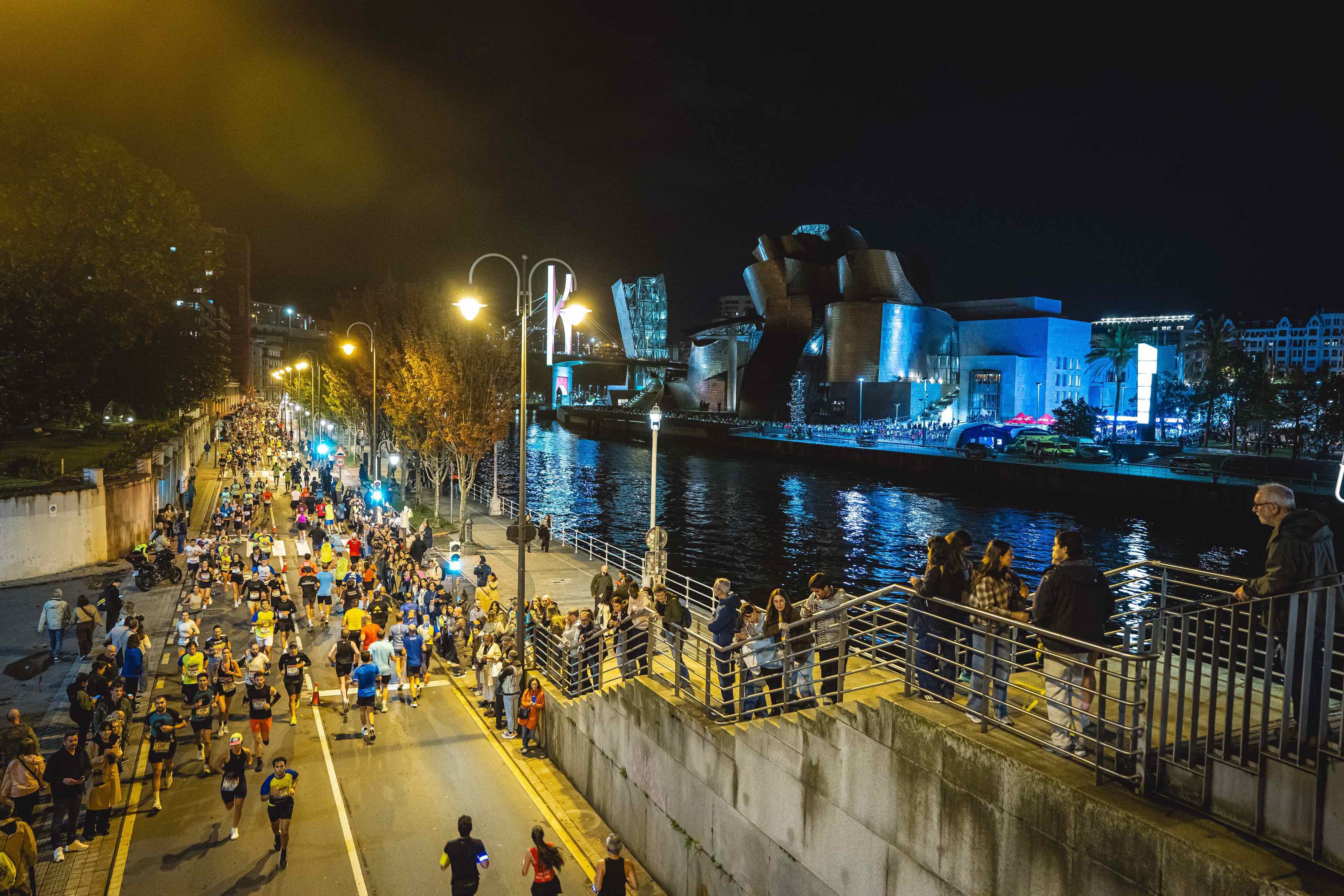 Las mejores fotos del Bilbao Nigh Running Fest 2026. 49 FOTORUNNERS.