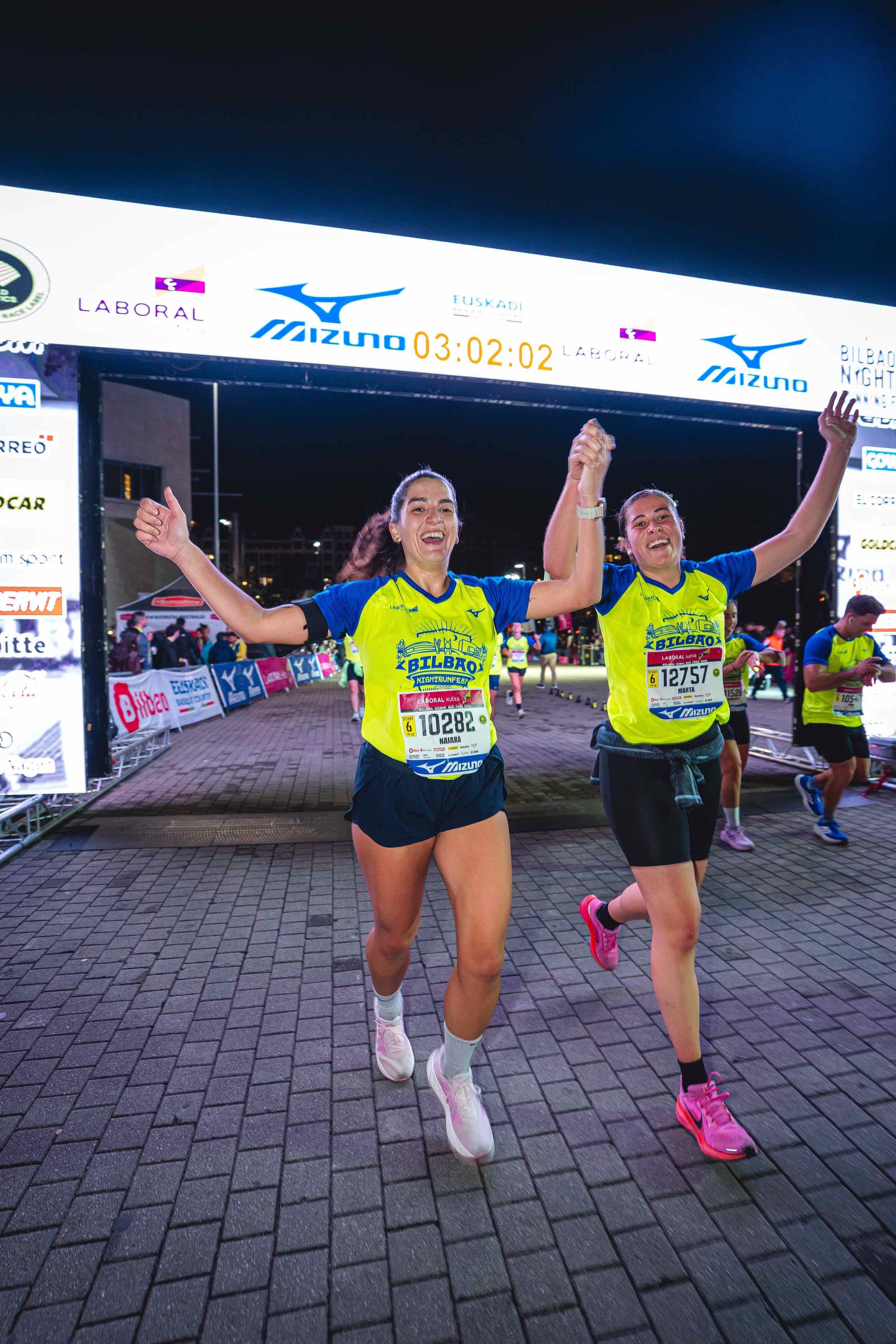 Las mejores fotos del Bilbao Nigh Running Fest 2026. 63 FOTORUNNERS.