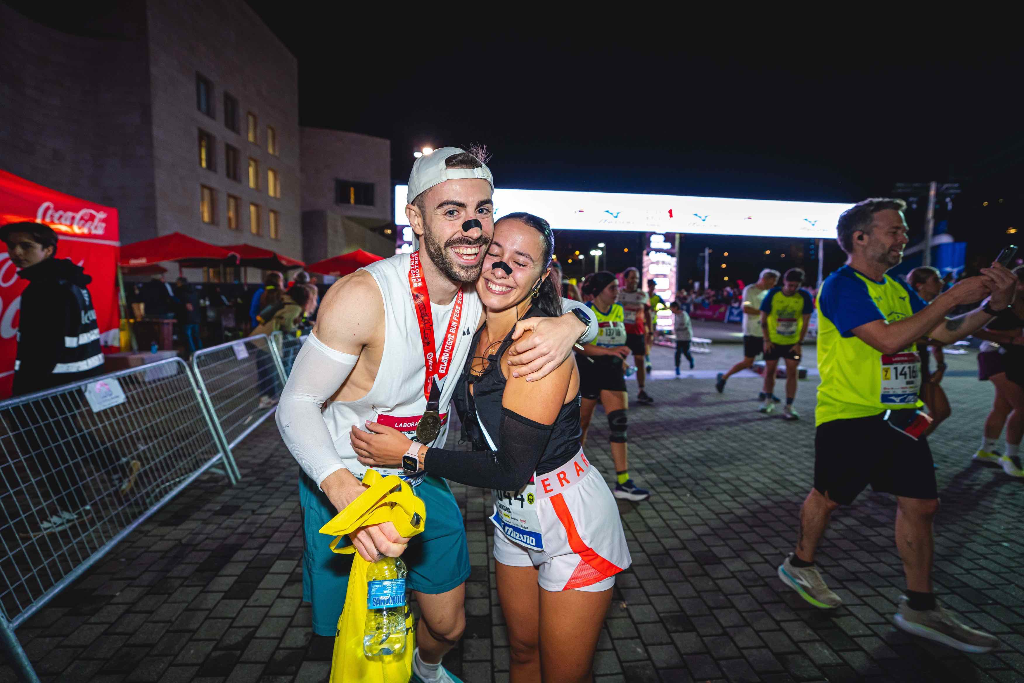 Las mejores fotos del Bilbao Nigh Running Fest 2026. 66 FOTORUNNERS.