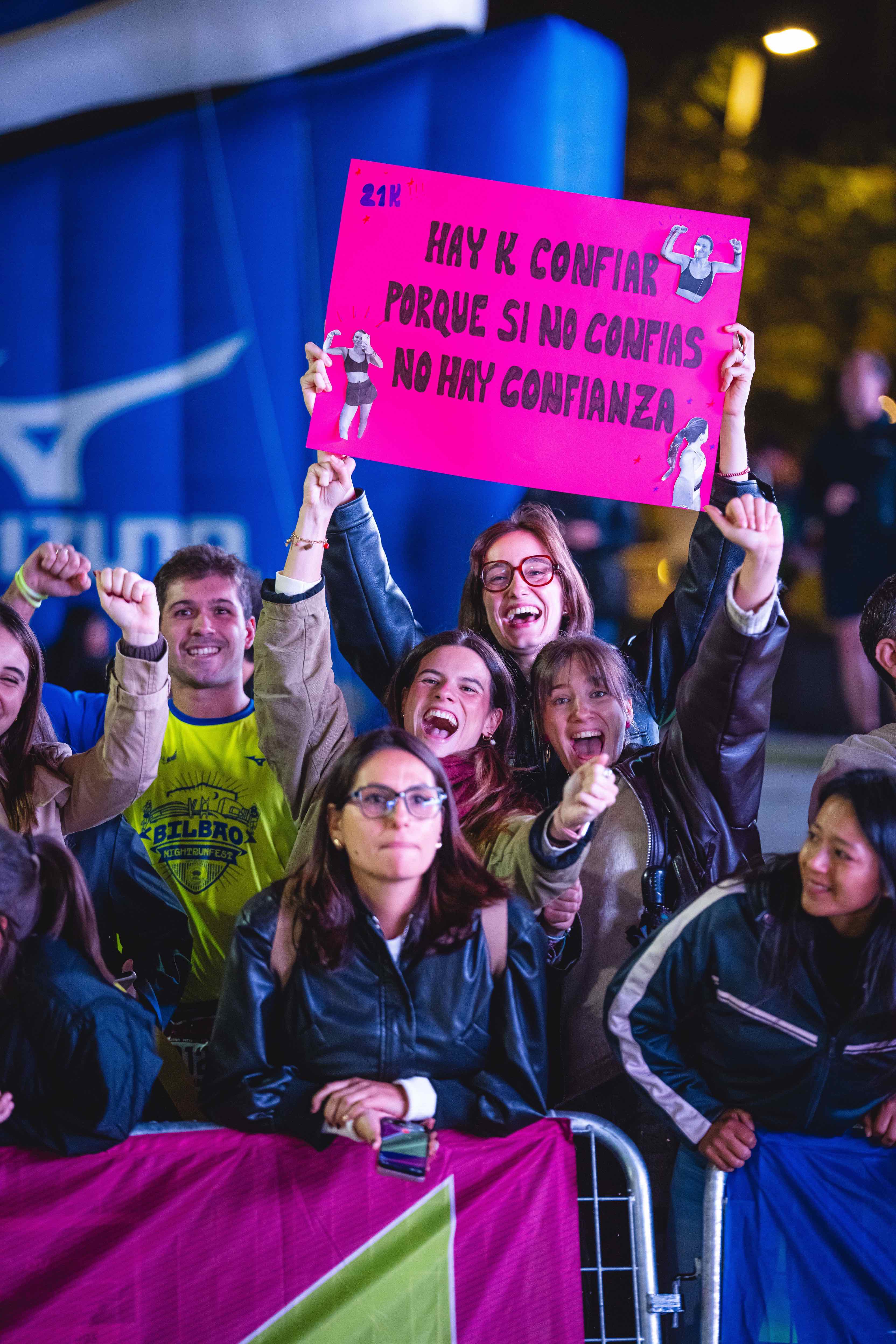 Las mejores fotos del Bilbao Nigh Running Fest 2026. 67 FOTORUNNERS.
