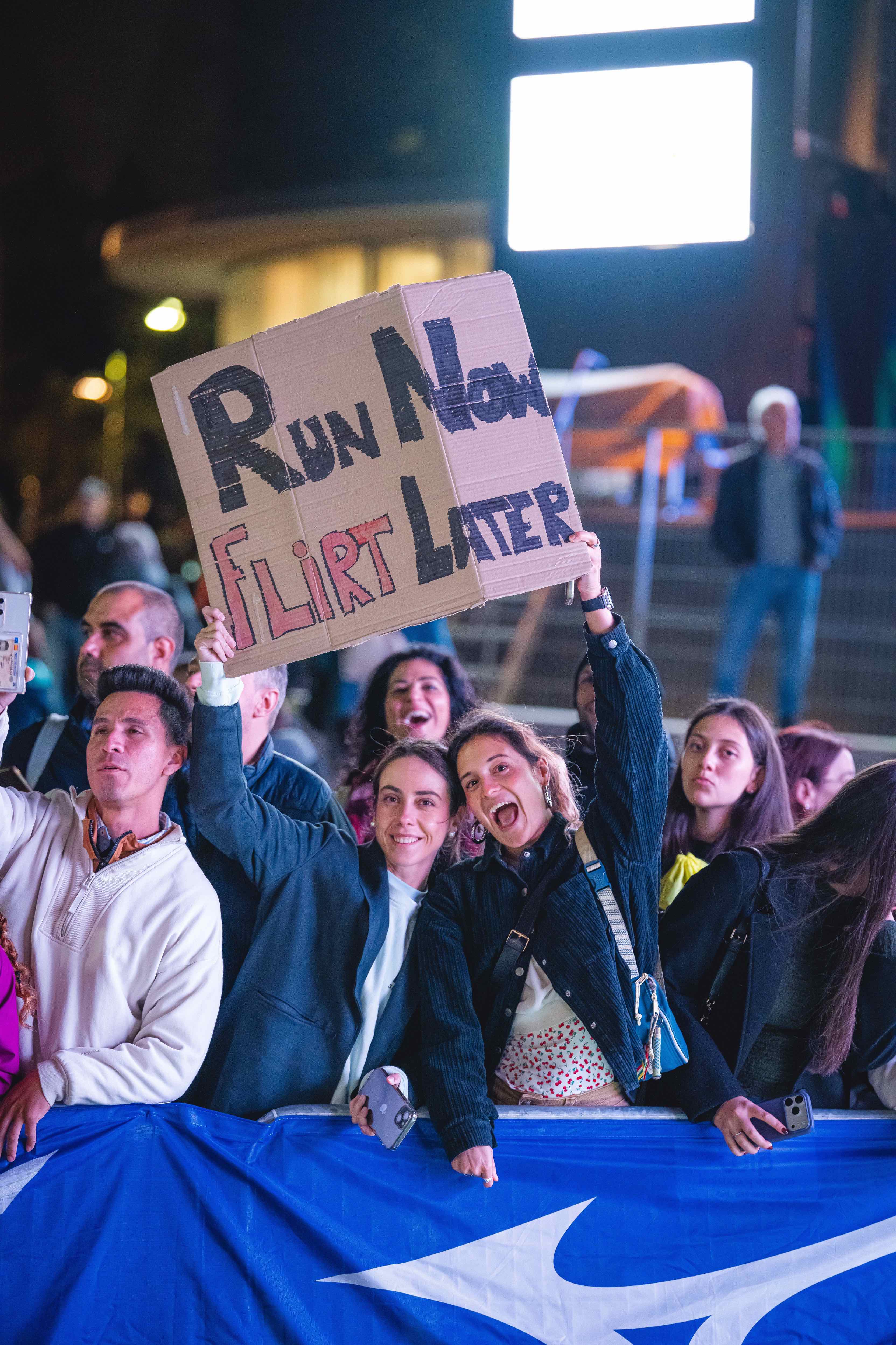 Las mejores fotos del Bilbao Nigh Running Fest 2026. 68 FOTORUNNERS.
