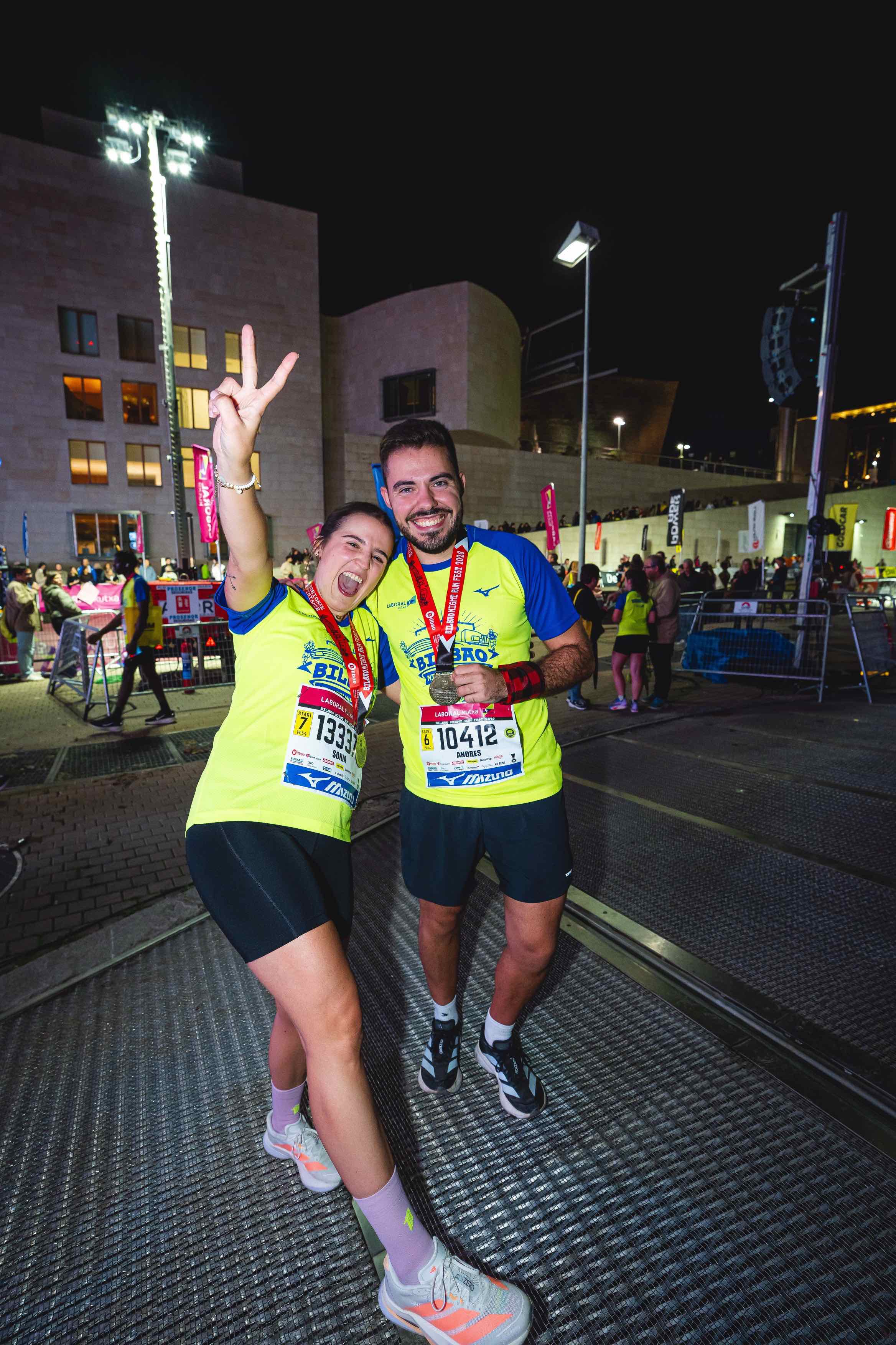 Las mejores fotos del Bilbao Nigh Running Fest 2026. 75 FOTORUNNERS.