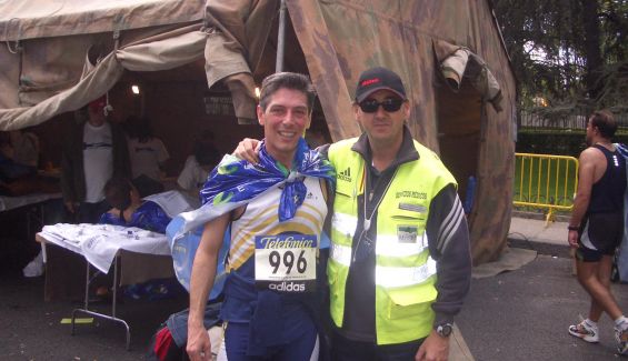 Los pies de los maratonianos que desafían a Filípides en Madrid están muy buenas manos.
