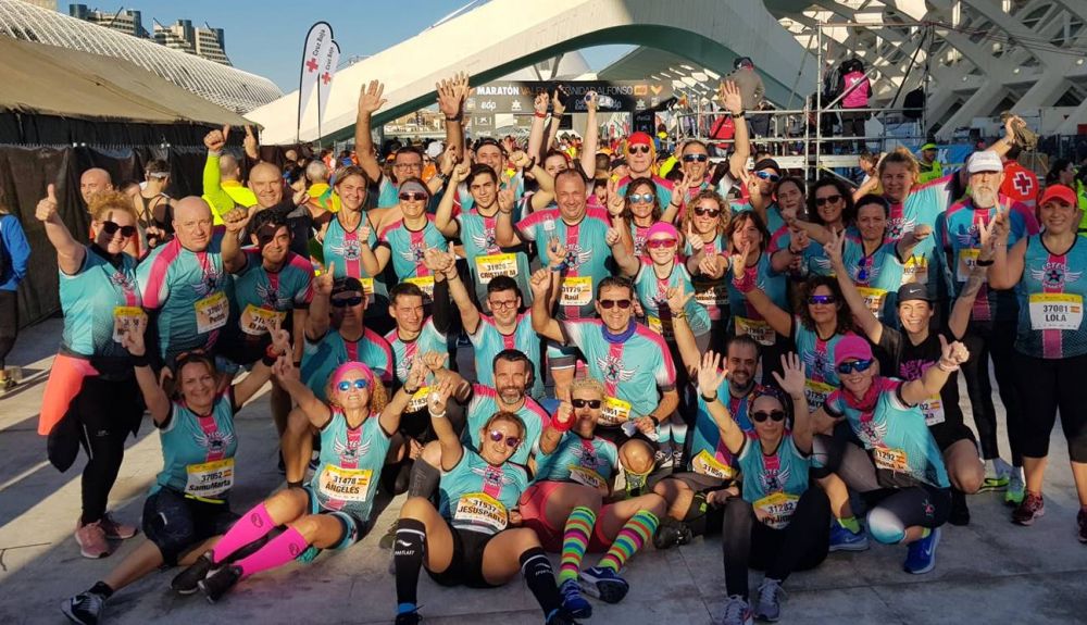 Con los compañeros que corrimos el 10k en Valencia
