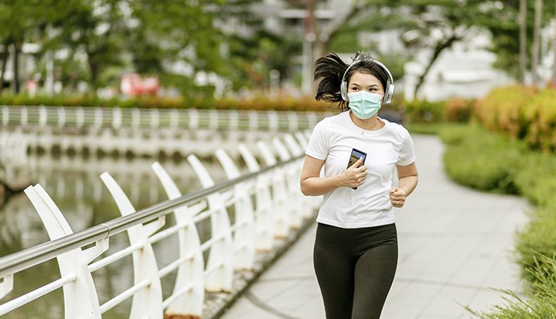 La OMS desaconseja las mascarillas para correr