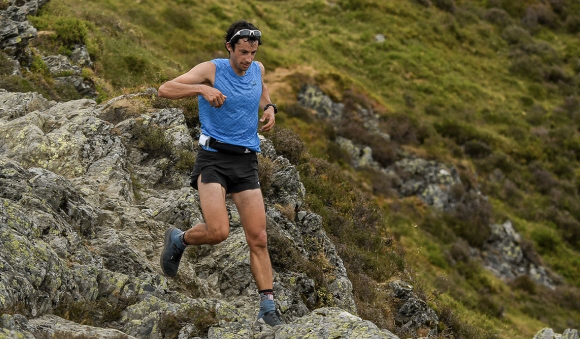 Kilian Jornet durante una bajada. Foto: Mick Kenyon. Kilian Jornet durante una bajada. Foto: Mick Kenyon.