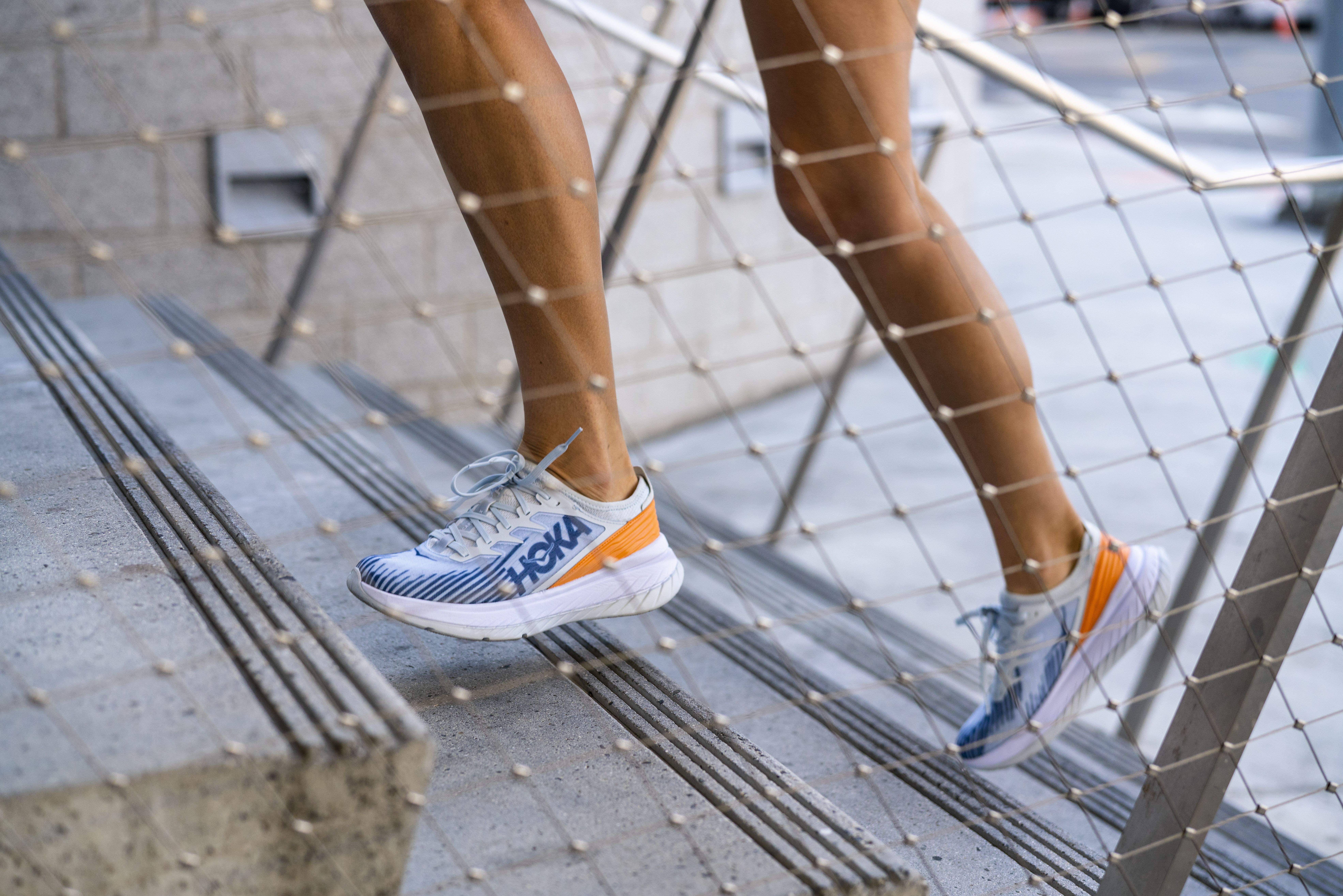 Una edición especial de las HOKA ONE ONE Carbon X
