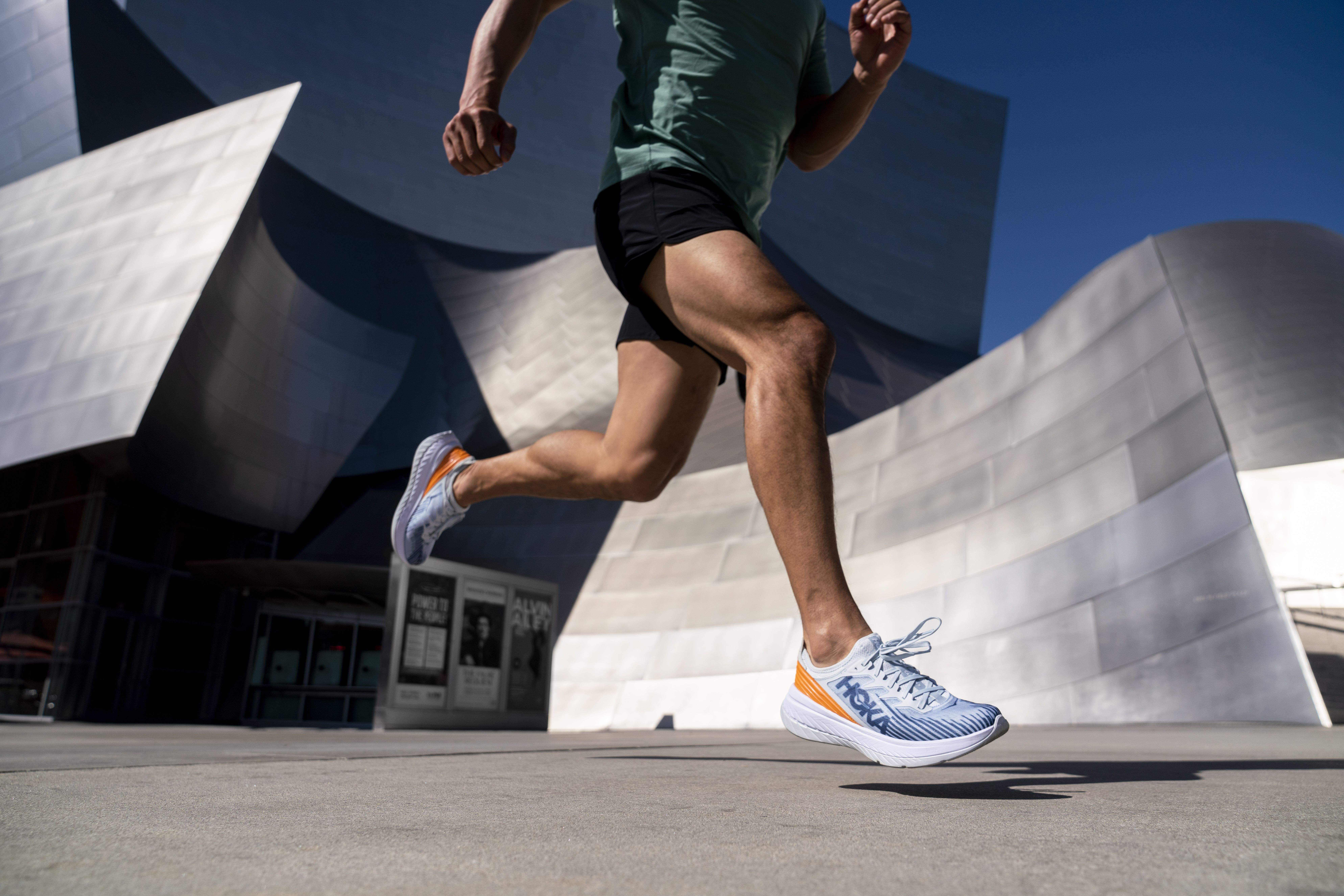 Una edición especial de las HOKA ONE ONE Carbon X