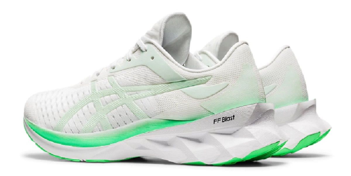 Asics Novablast
