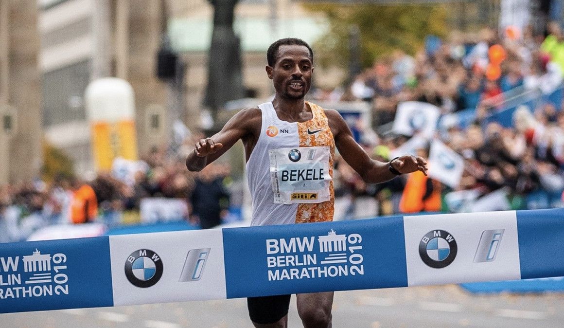 Bekele, con 2:01:40, en Berlín se consagra como el mejor fondista de la historia