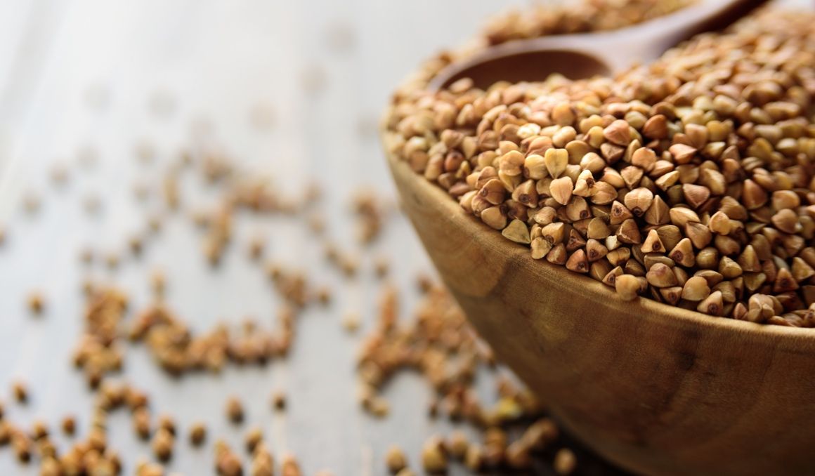 El trigo sarraceno es uno de los cereales que aparecen en esta selección. Foto: iStock.