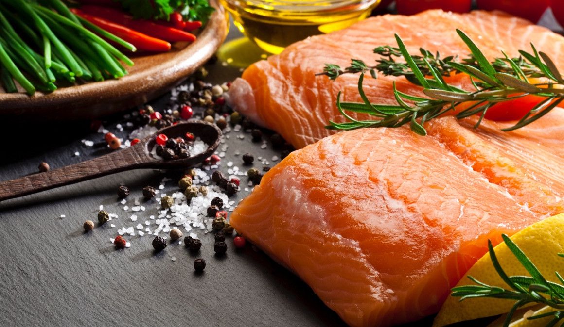 El salmón siempre ofrece posibilidades en la dieta del corredor | iStock