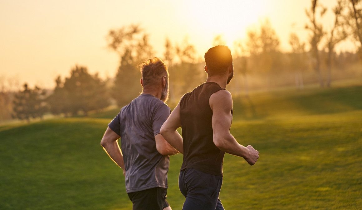 Correr en pareja siempre es una buena idea | iStock