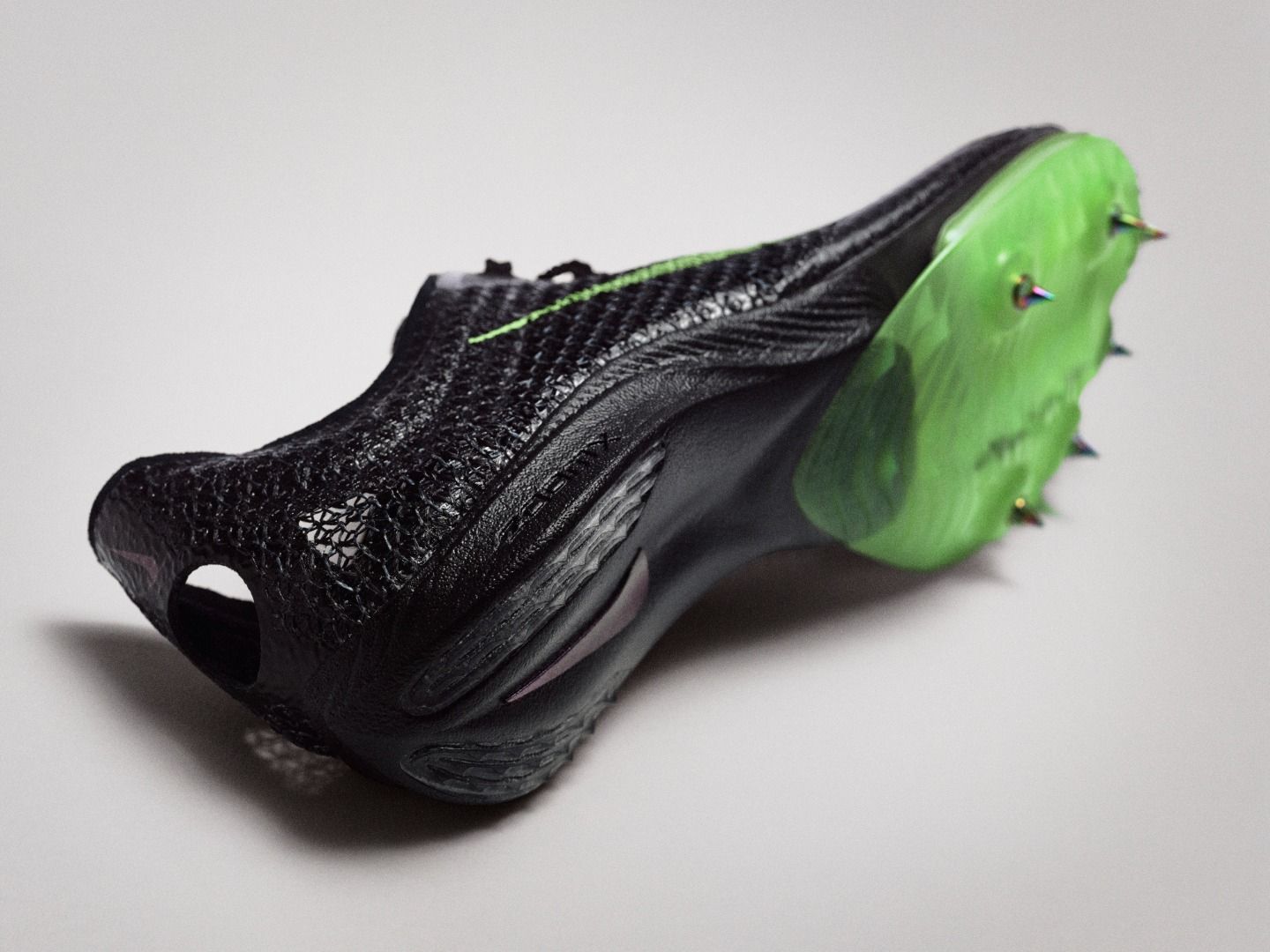 Así son los nuevos clavos de competición de Nike