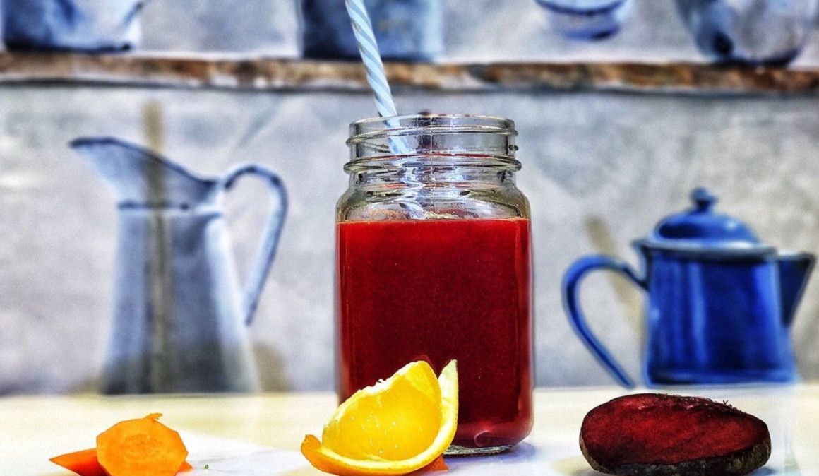 Batido de remolacha, naranja y zanahoria