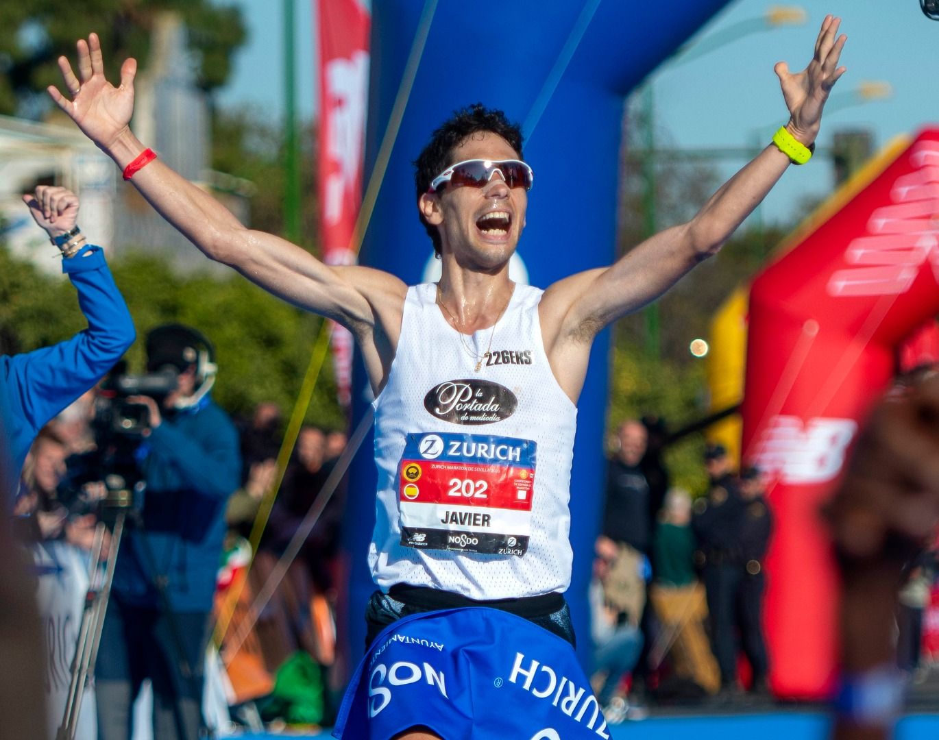 La mejores fotos de Javi Guerra en el Zurich Maratón de Sevilla