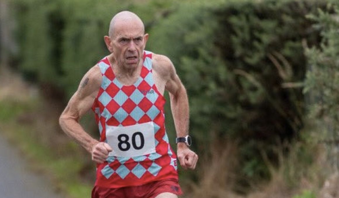 Récord del mundo de medio maratón M60 con 1:11:26 (a 3:23 min/km)