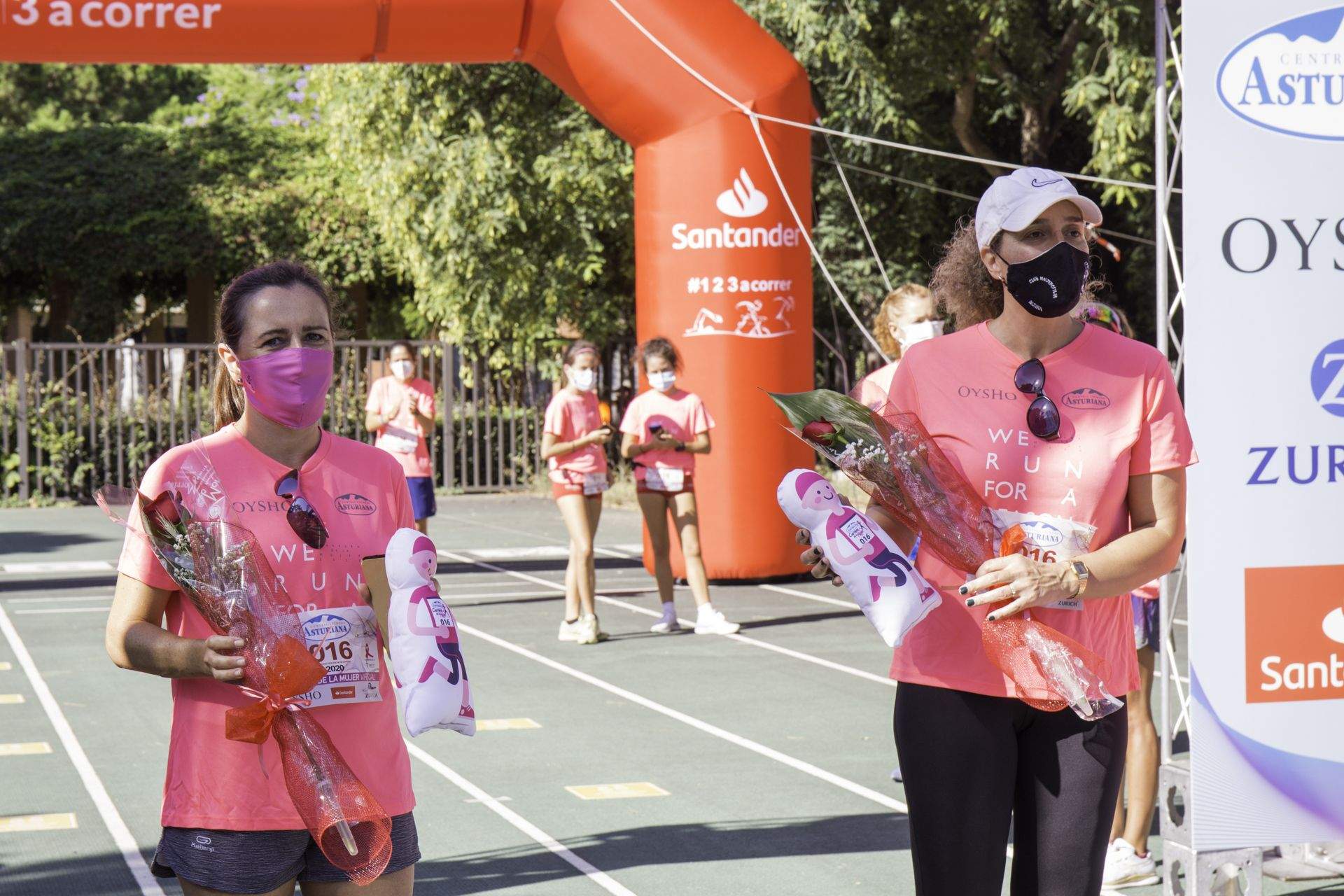 Las mejores fotos de la Carrera de la Mujer Virtual de Valencia 2020 (HOMENAJES)