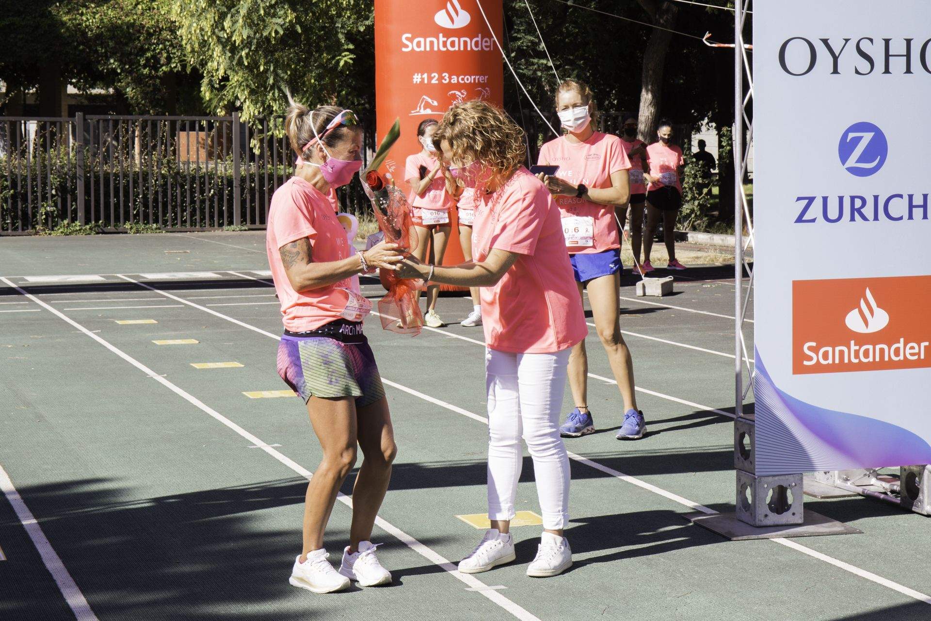 Las mejores fotos de la Carrera de la Mujer Virtual de Valencia 2020 (HOMENAJES)