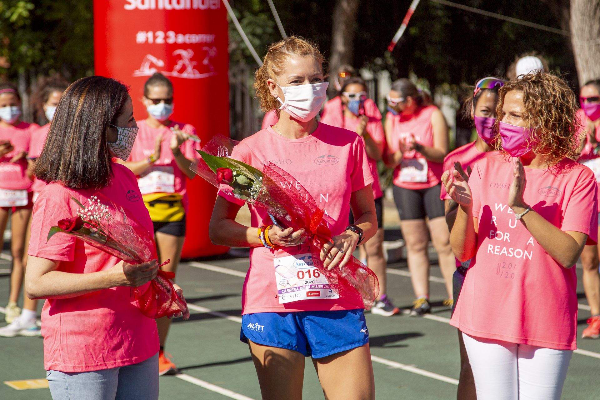 Las mejores fotos de la Carrera de la Mujer Virtual de Valencia 2020 (HOMENAJES)