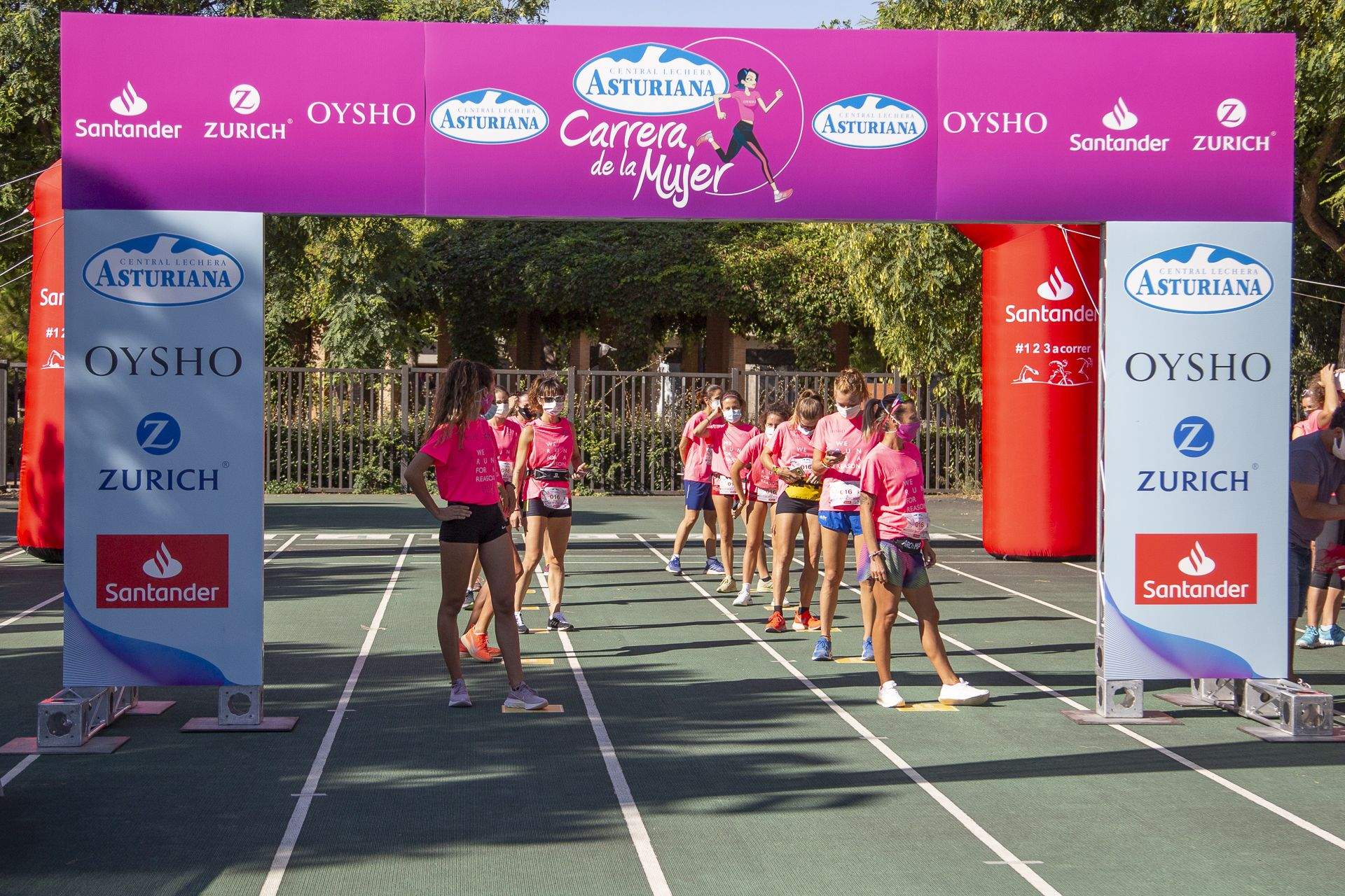 Las mejores fotos de la Carrera de la Mujer Virtual de Valencia 2020 (SALIDA)