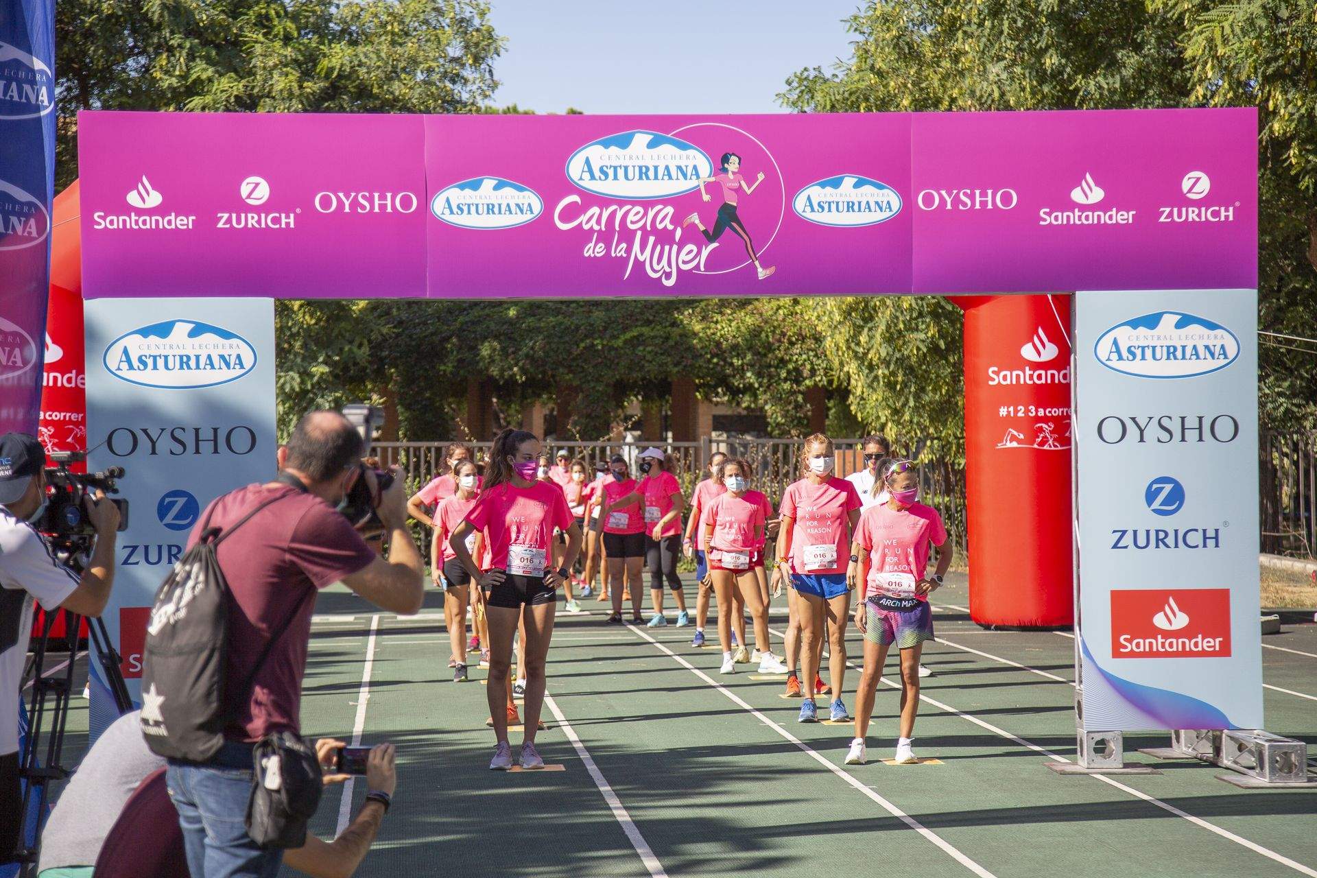 Las mejores fotos de la Carrera de la Mujer Virtual de Valencia 2020 (SALIDA)