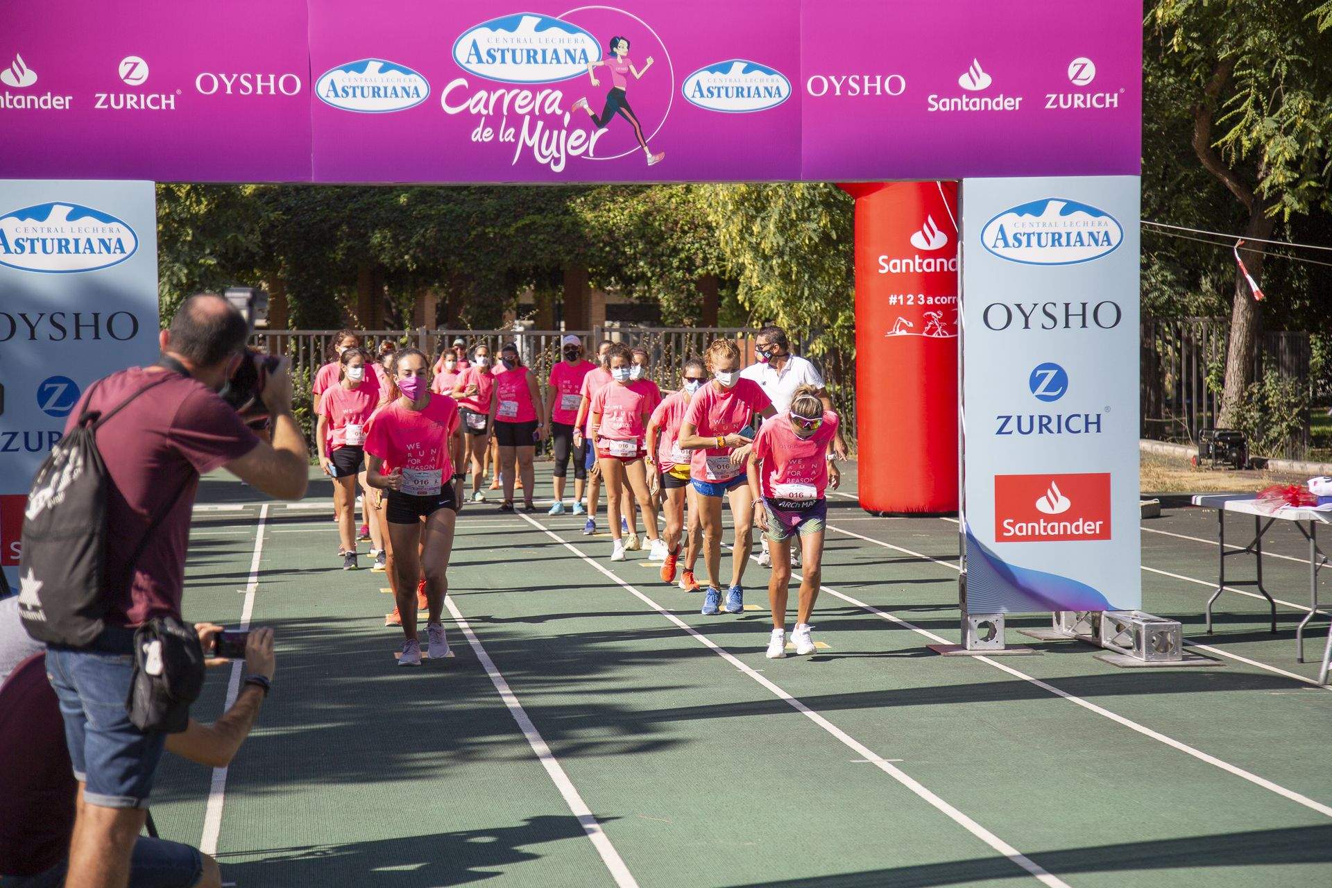 Las mejores fotos de la Carrera de la Mujer Virtual de Valencia 2020 (SALIDA)