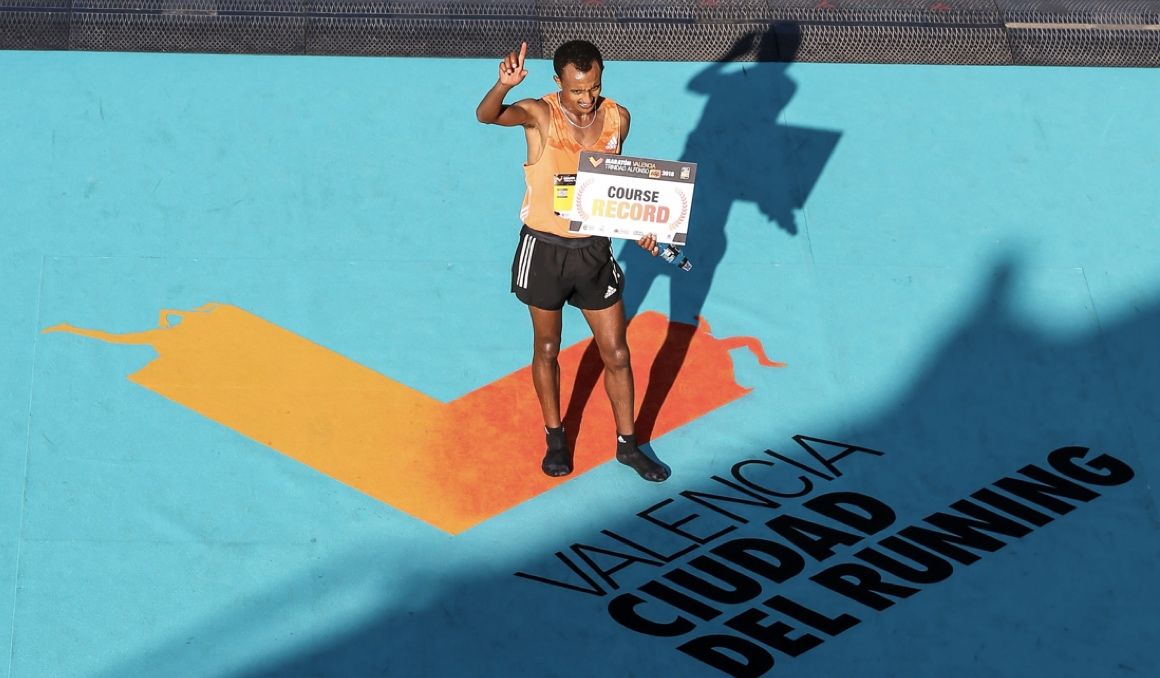 Los ganadores del Maratón de Valencia podrían llegar a ganar 395.000 euros Los ganadores del Maratón de Valencia podrían llegar a ganar 395.000 euros
