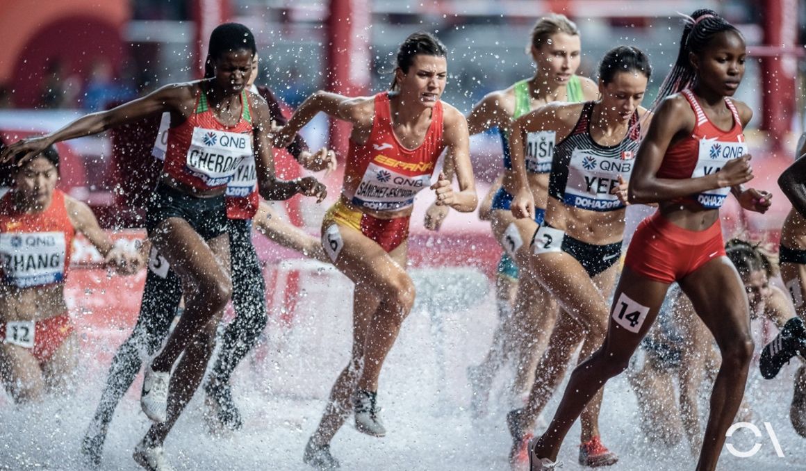 La atleta española Irene Sánchez Escribano en el último Campeonato del Mundo en Doha. Foto Sportmedia