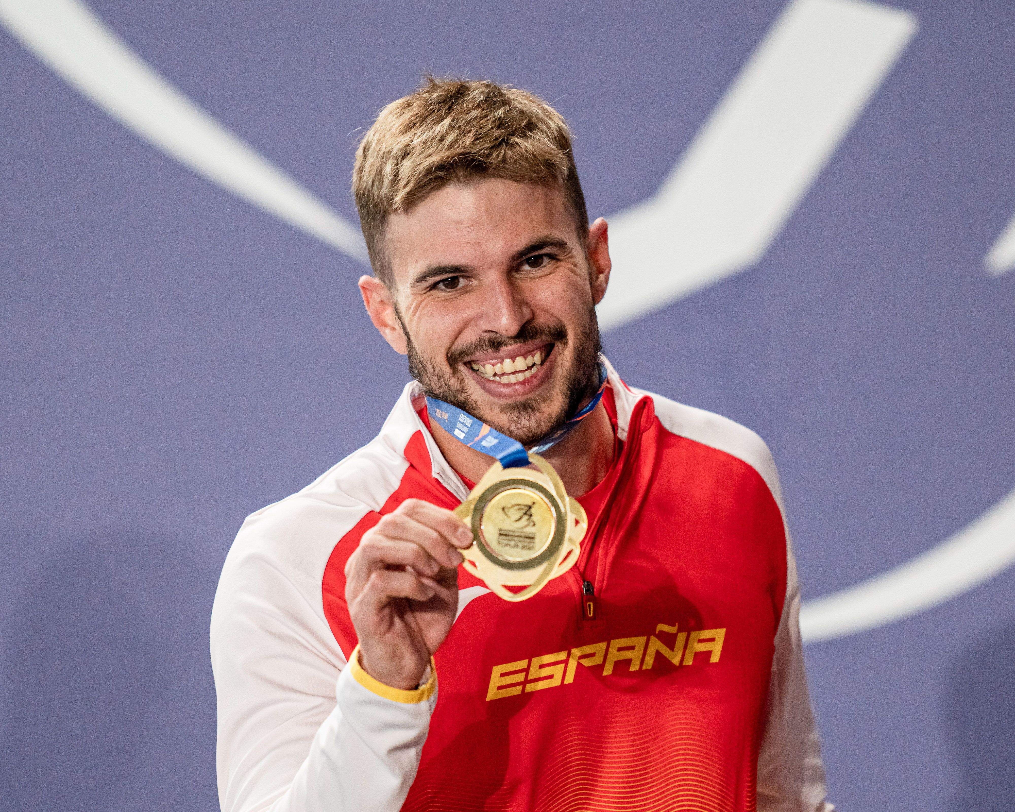 10 imágenes del histórico oro de Óscar Husillos en Toruń
