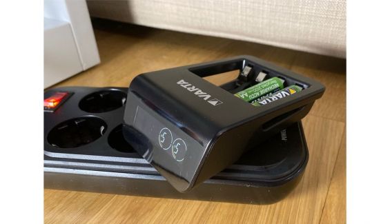 Varta LCD charger