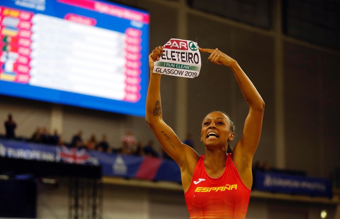 Ana Peleteiro, una de las referencias de España Atletismo, ha elegido Bilbao para acometer el tercer concurso de triple salto tras su maternidad. EFE.