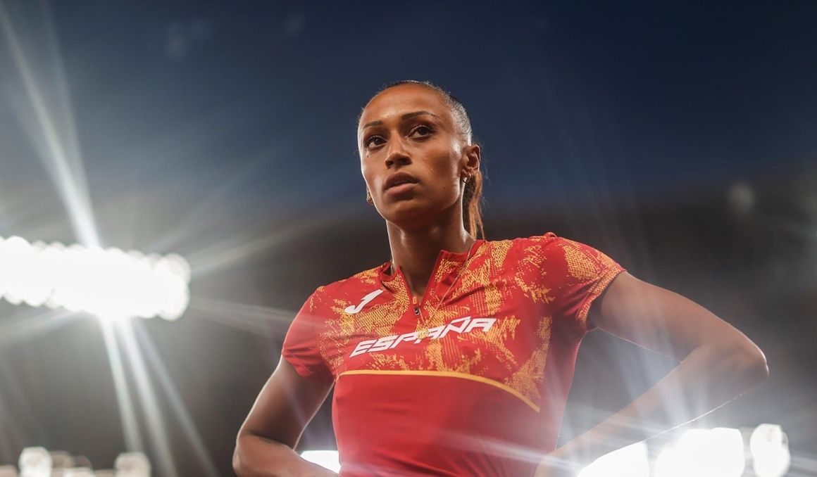 Ana Peleteiro durante la sesión de calificación del triple salto en Tokio 2020. Foto: EFE. Ana Peleteiro durante la sesión de calificación del triple salto en Tokio 2020. Foto: EFE.