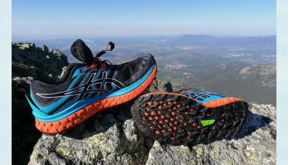 Así son las Asics Trabuco Max