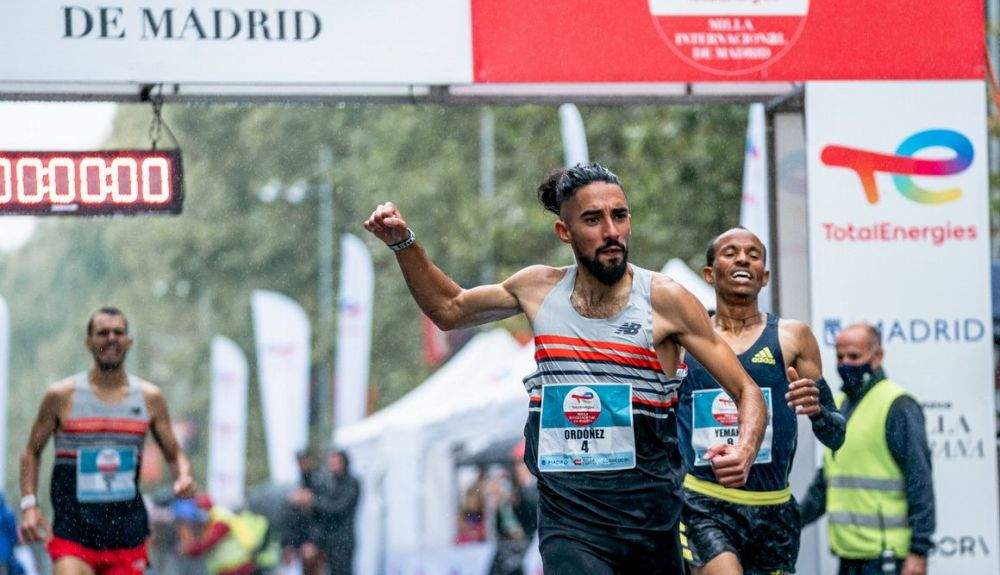 Espectacular triunfo de Saúl Ordóñez en TotalEnergies Milla Internacional de Madrid 2021