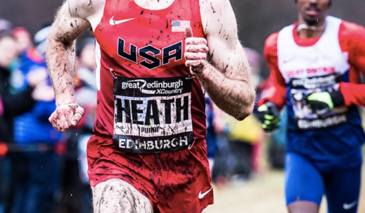 Una imagen del Cross de Edimburgo con la camiseta de Estados Unidos que portaba Garrett Heath manchada por el barro. JOHN LAWSON. Una imagen del Cross de Edimburgo con la camiseta de Estados Unidos que portaba Garrett Heath manchada por el barro. JOHN LAWSON.