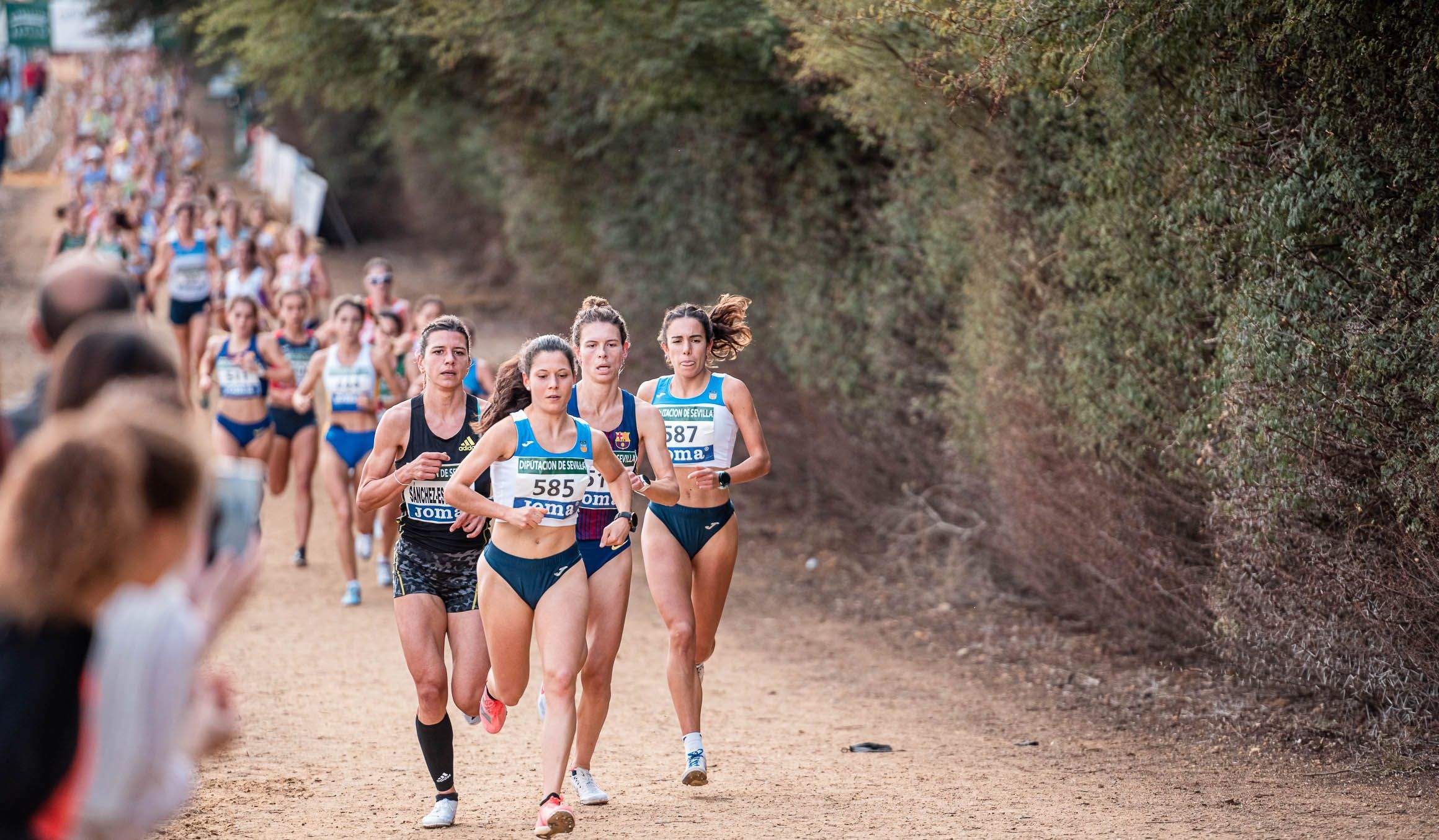 Las mejores imágenes del Cross Internacional de Itálica.