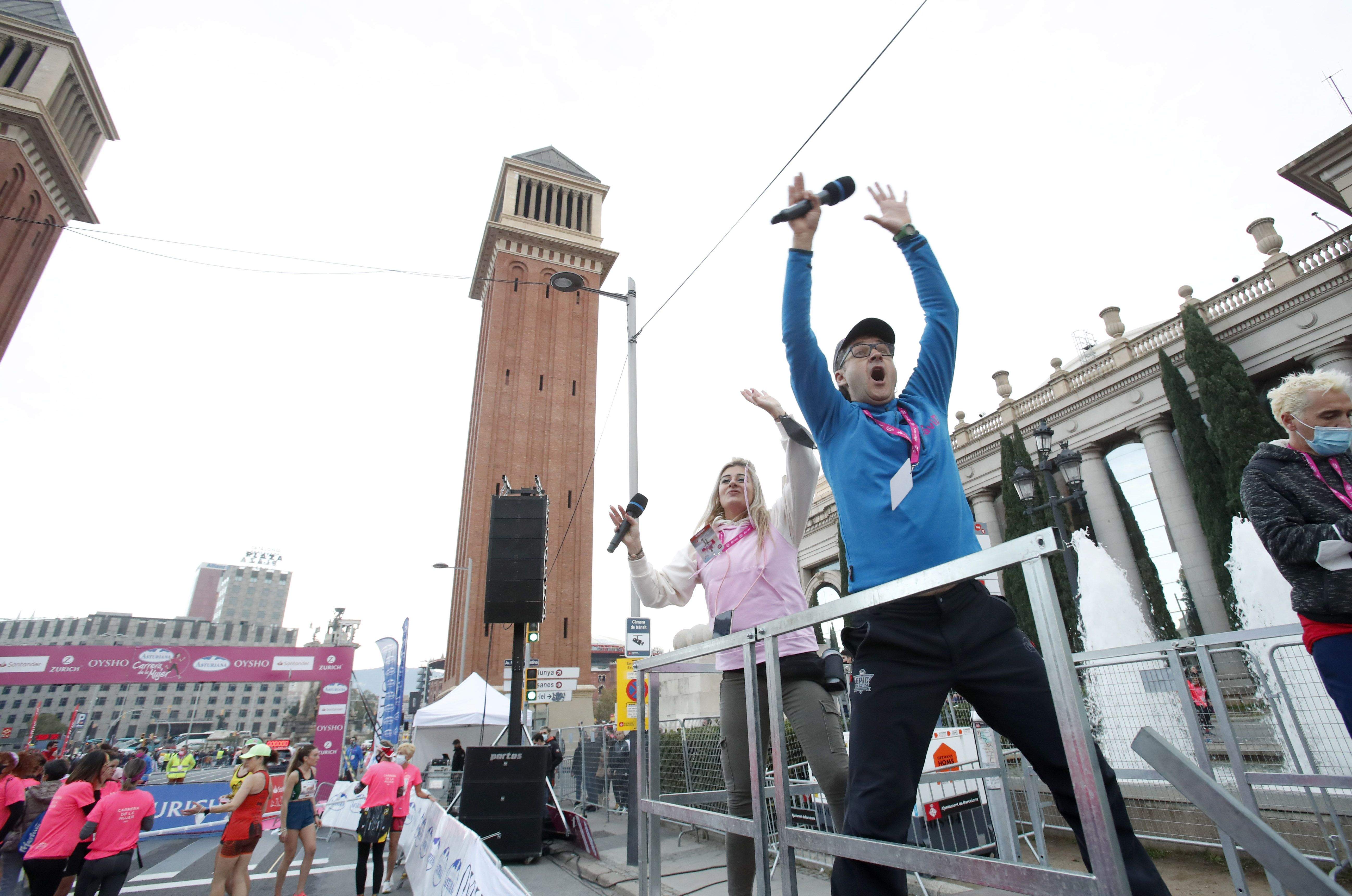 Las mejores fotos de la Carrera de la Mujer Central Lechera Asturiana Barcelona 2021 (SALIDA / GALERÍA 2)