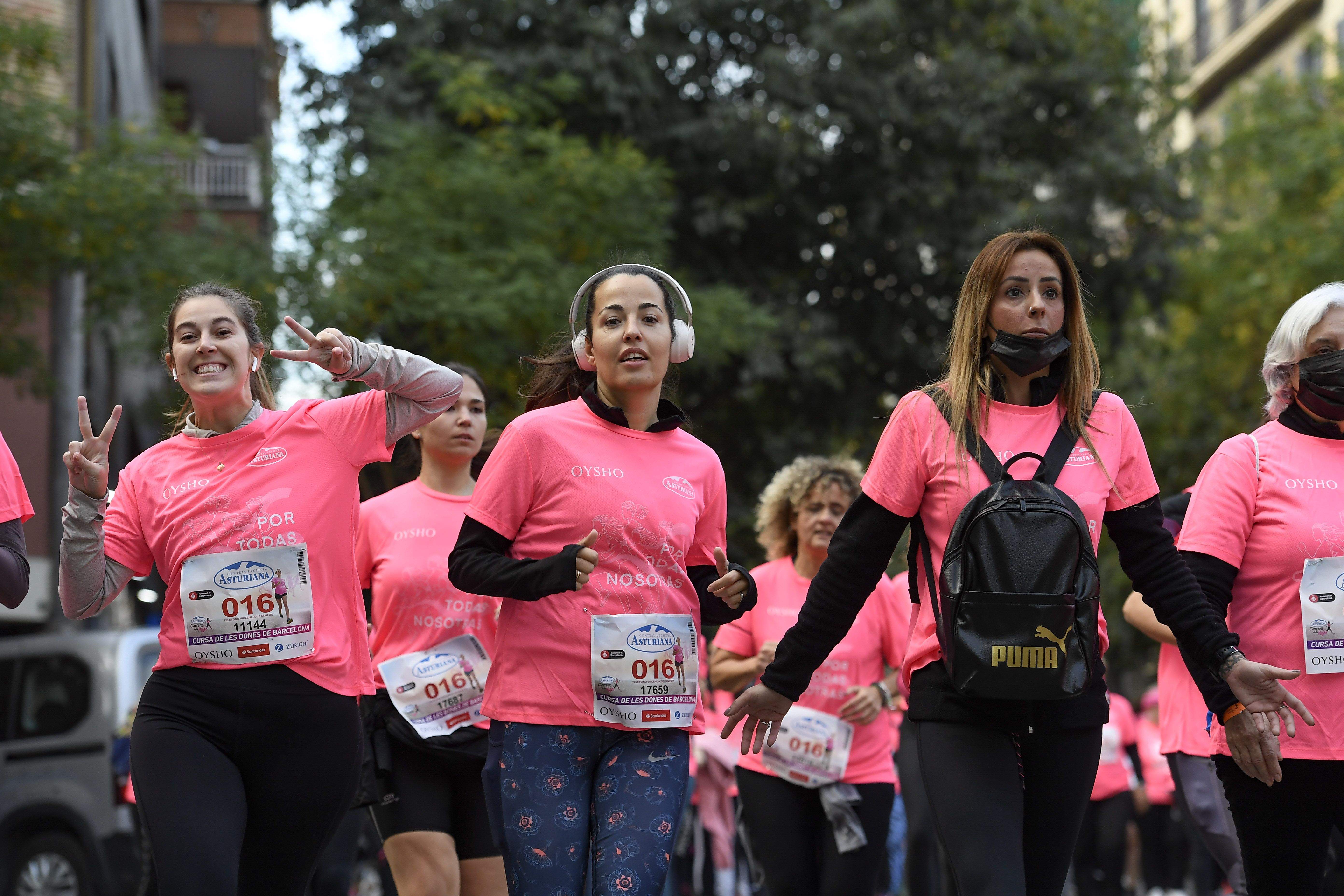 Las mejores fotos de la Carrera de la Mujer Central Lechera Asturiana Barcelona 2021 (CARRERA / GALERÍA 1)