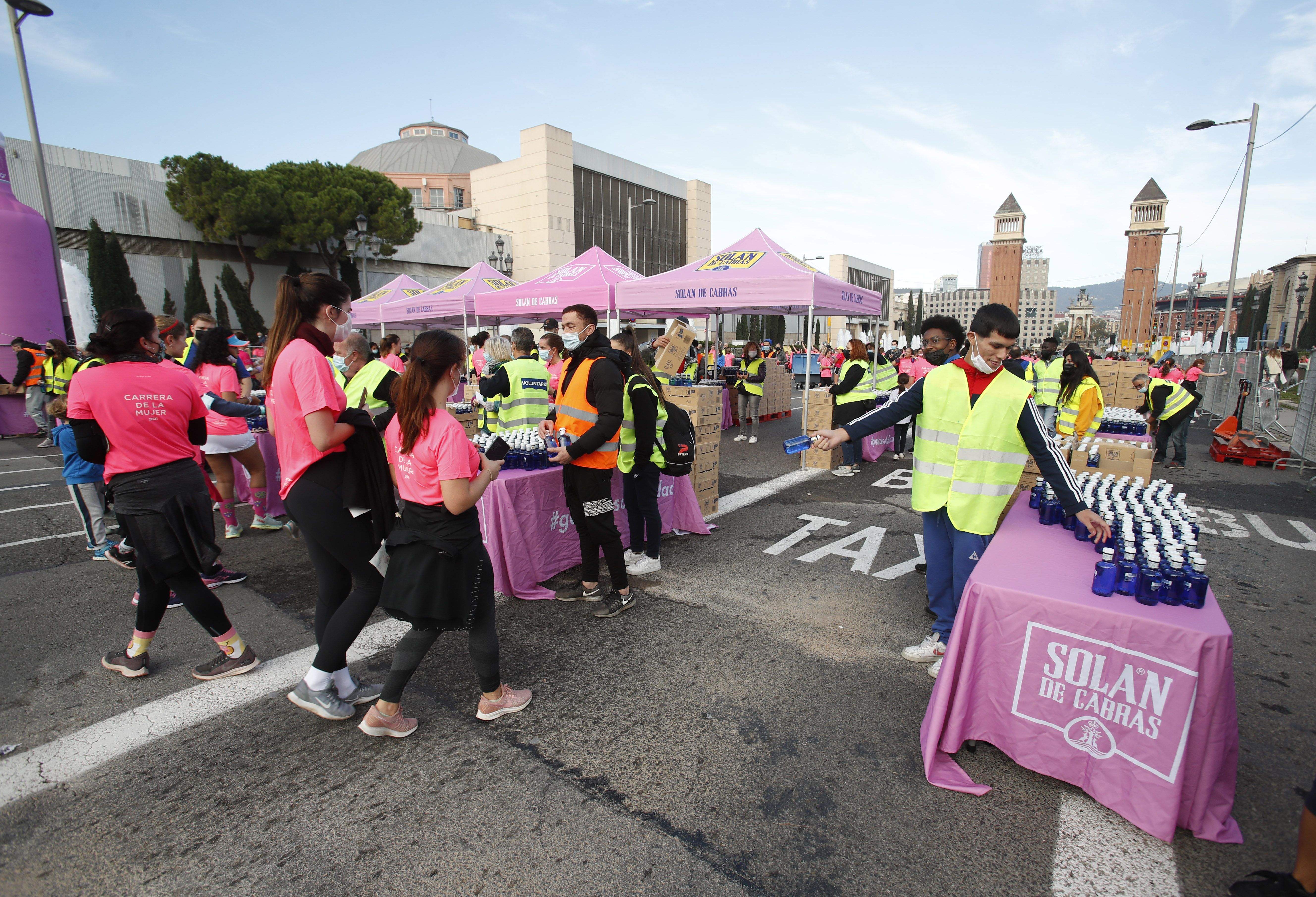 Las mejores fotos de la Carrera de la Mujer Central Lechera Asturiana Barcelona 2021 (CARRERA / GALERÍA 2)