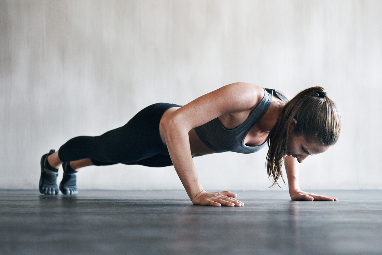 Plan de entrenamiento para mejorar en 10 kilómetros con circuitos de fuerza Plan de entrenamiento para mejorar en 10 kilómetros con circuitos de fuerza